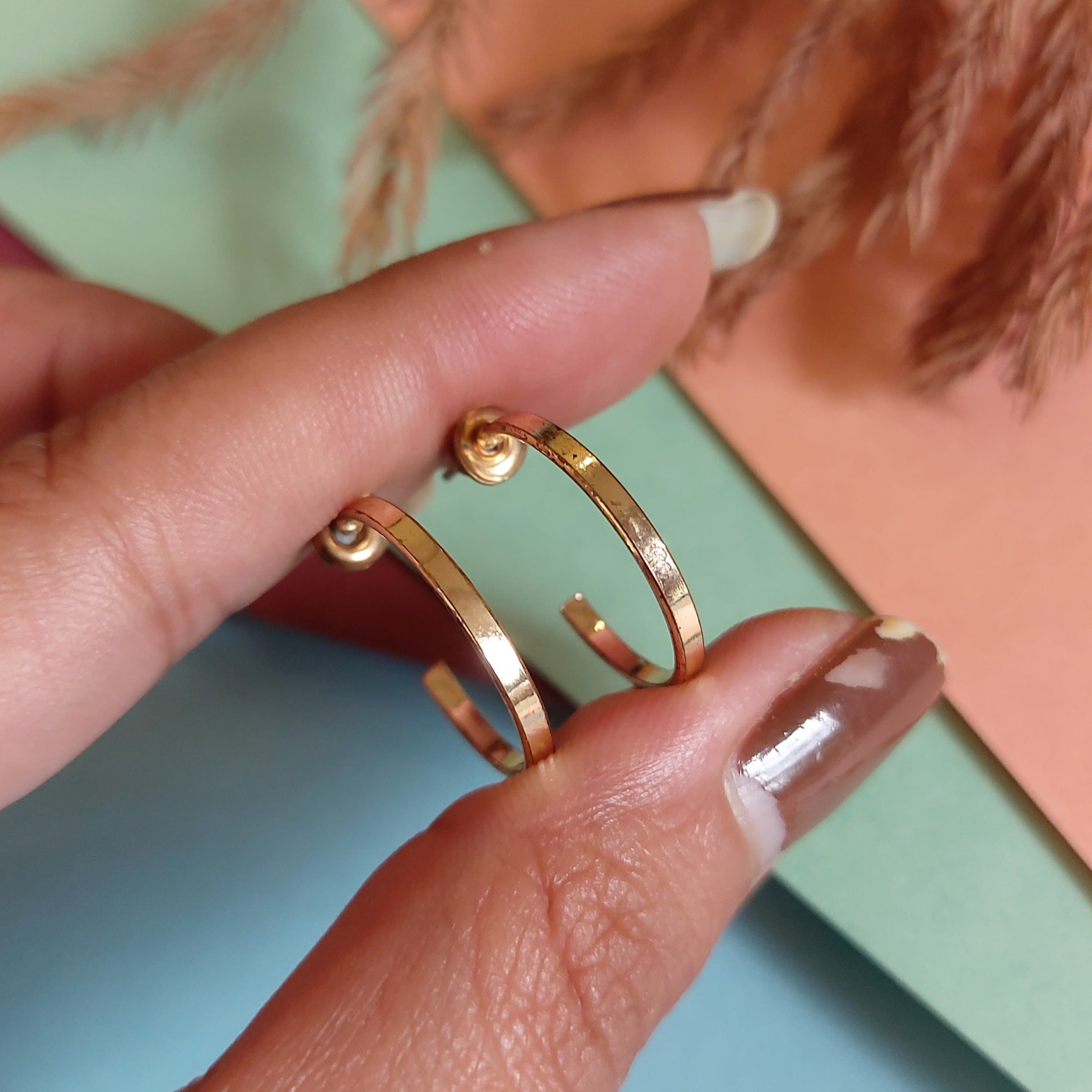 GOLD PLATED HOOP EARRING