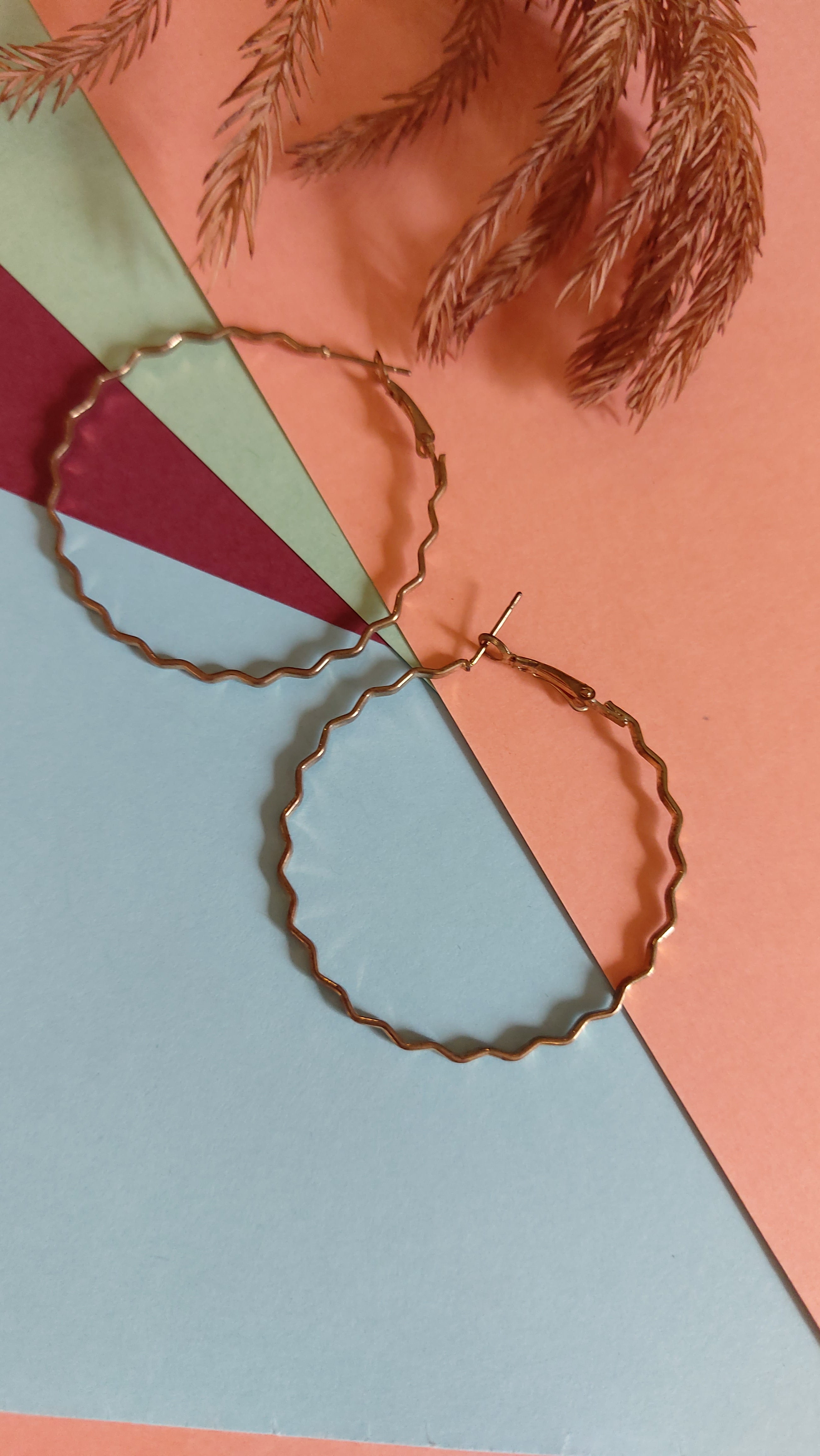 GOLD PLATED HOOP EARRING