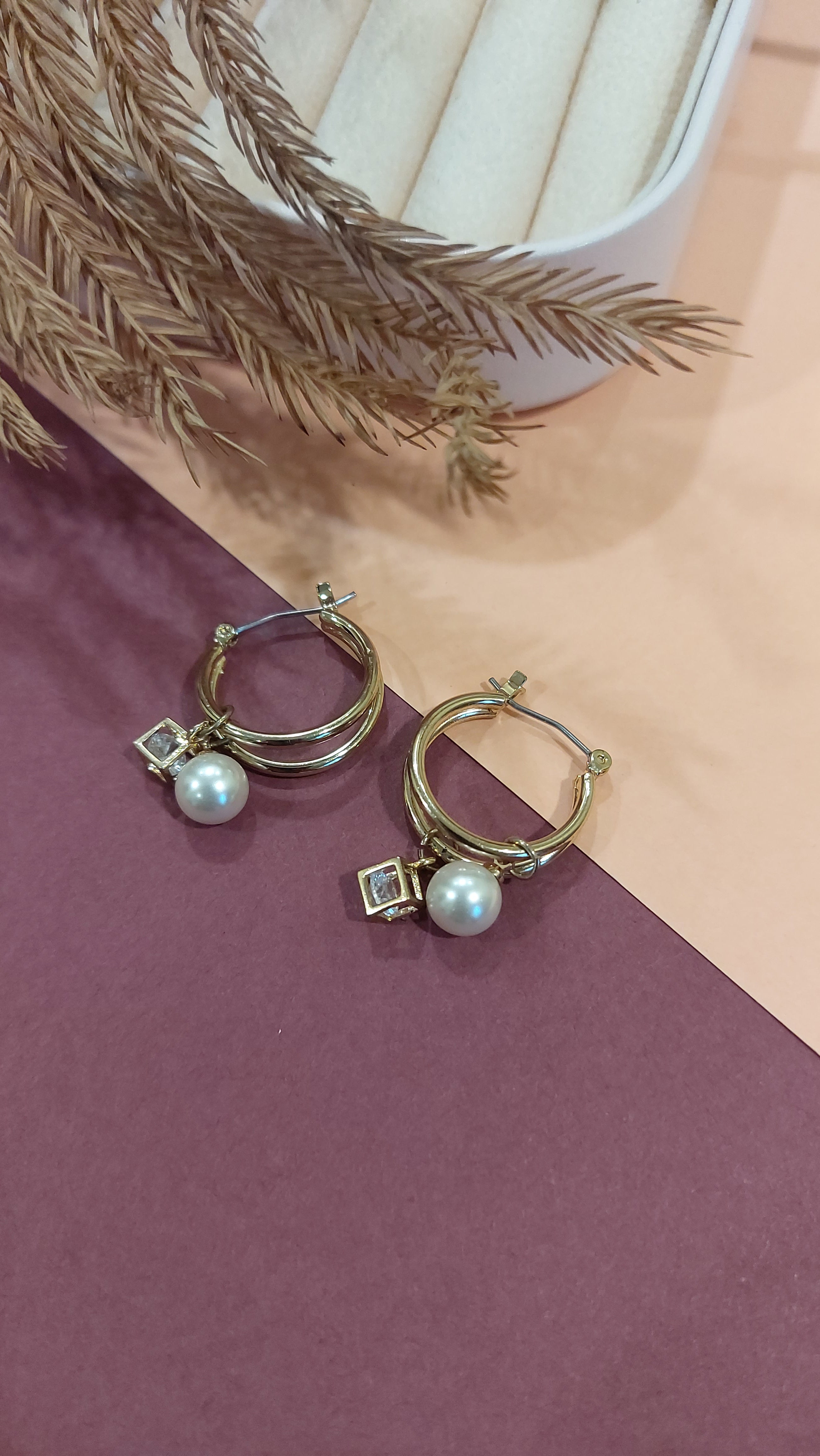 GOLD PLATED DANGLING PEARL EARRING