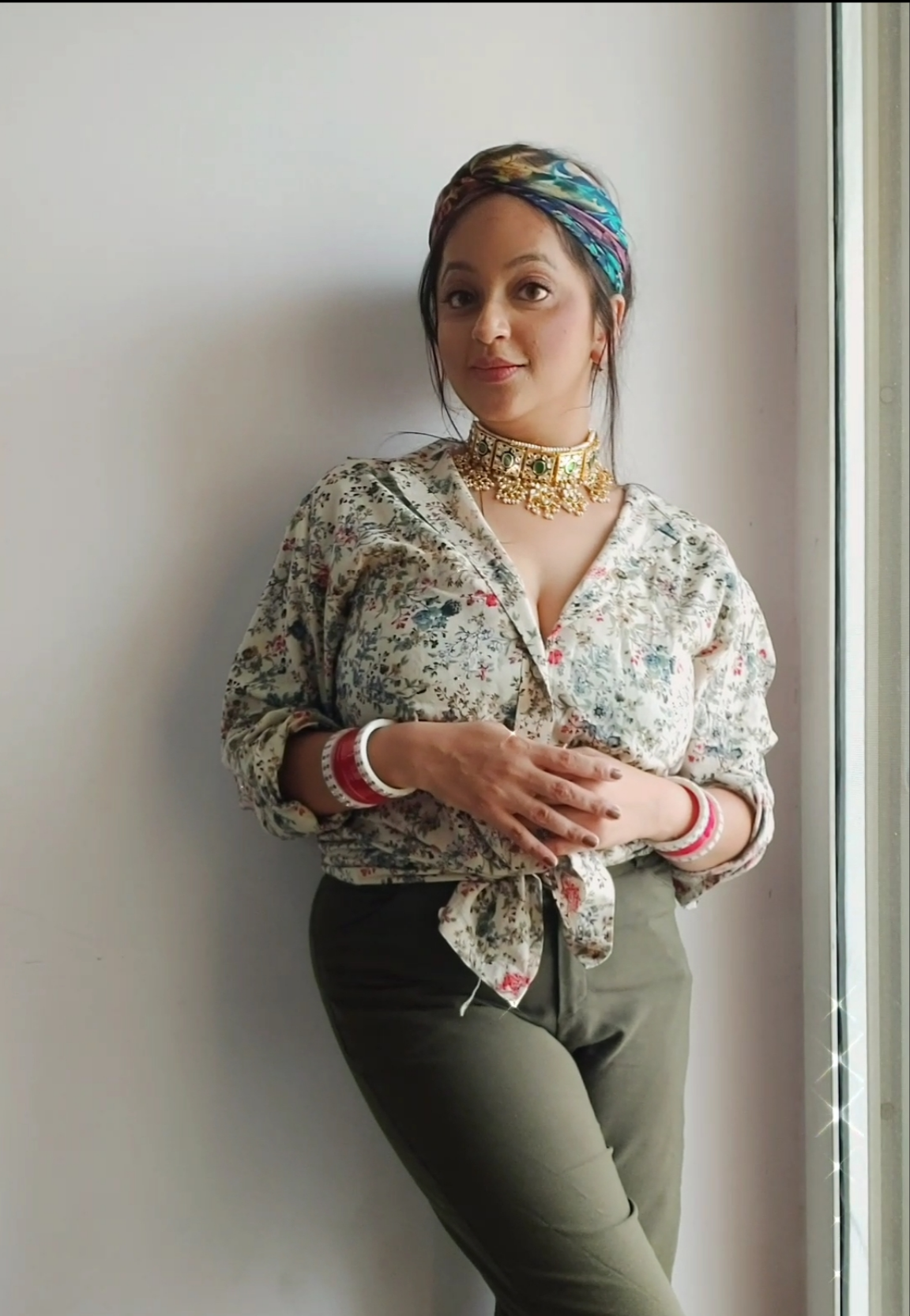 Kundan Choker Set with Green Emerald Stones