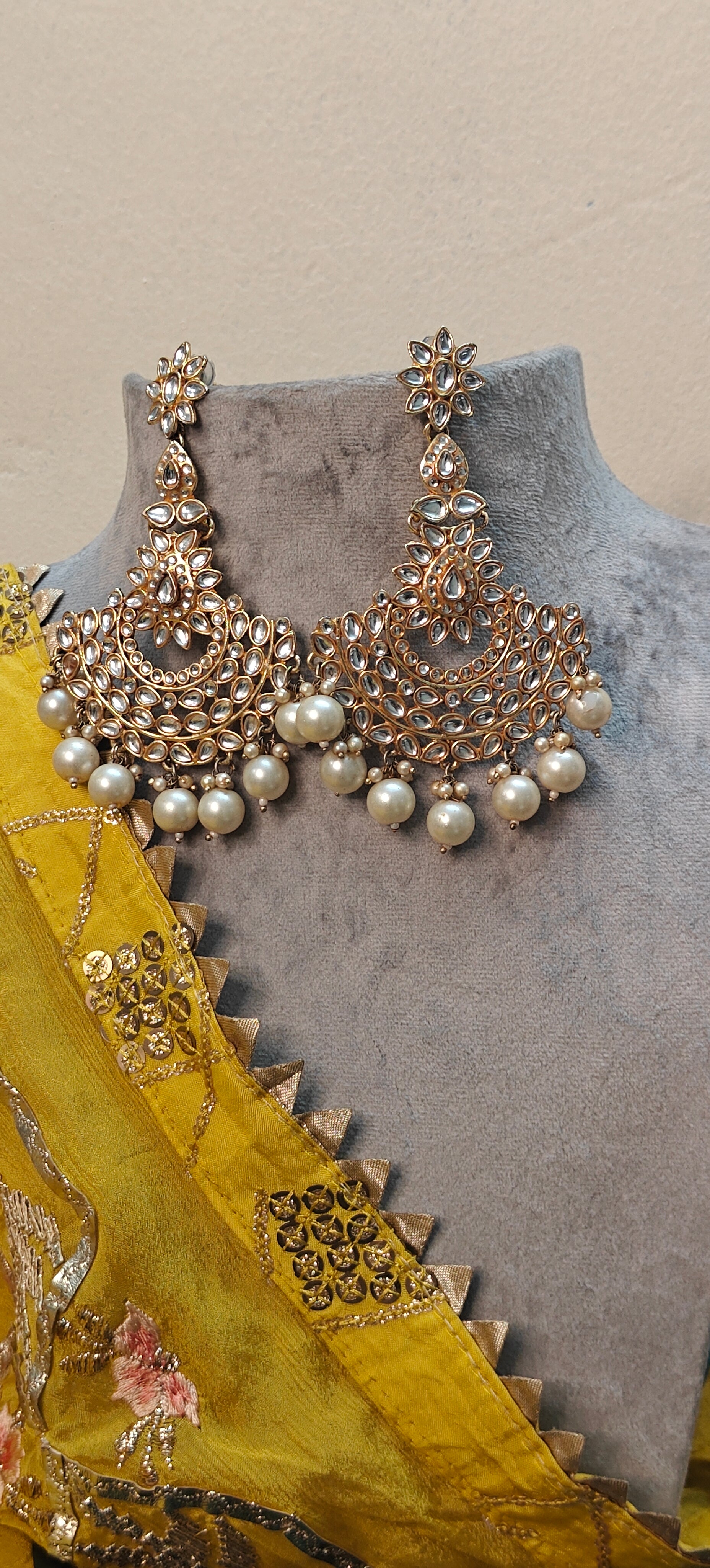 Kundan Chandbali Earrings with Pearls