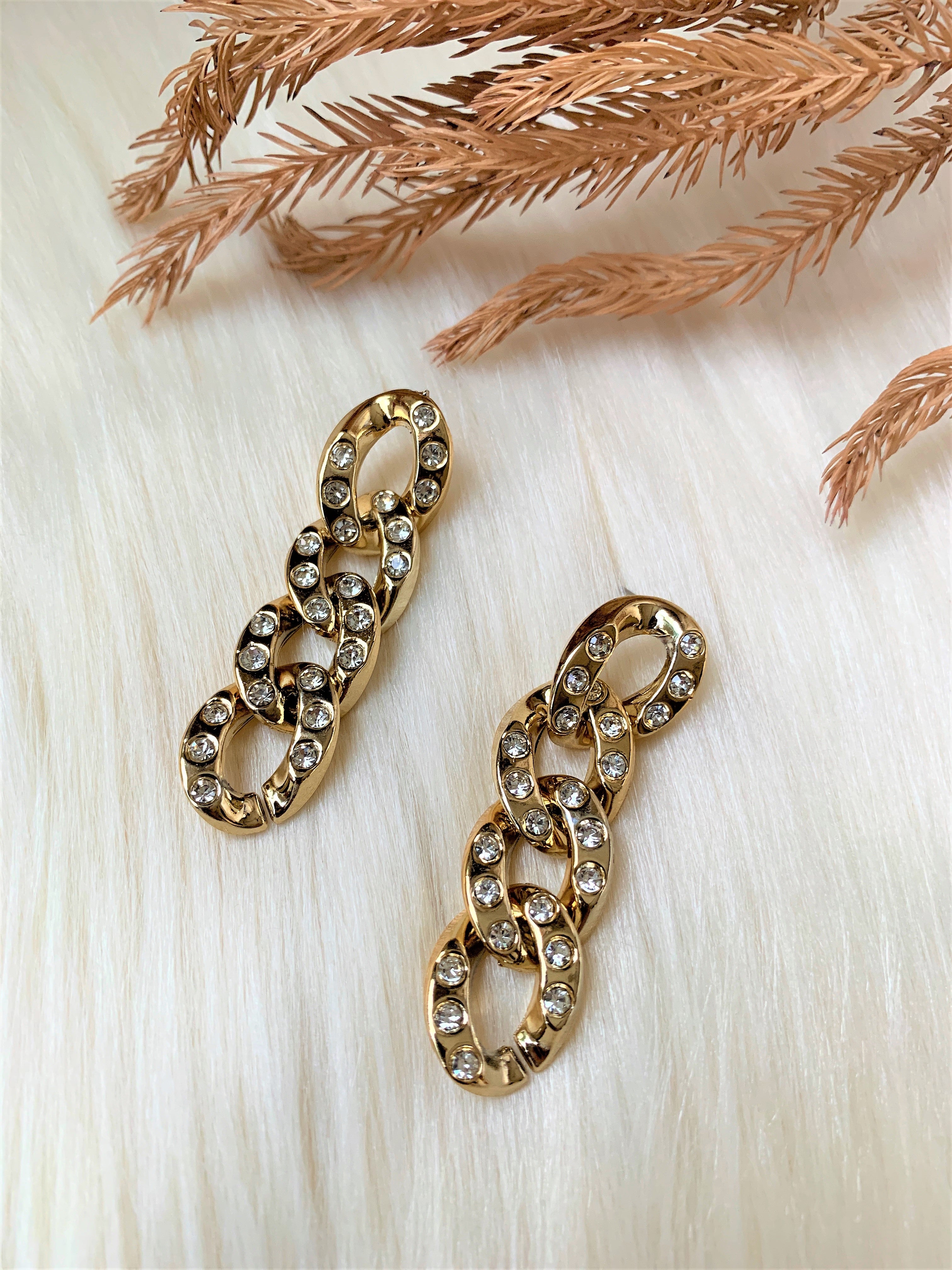 GOLD PLATED WITH AMERICAN DIAMOND CHUNKY LINK EARRING