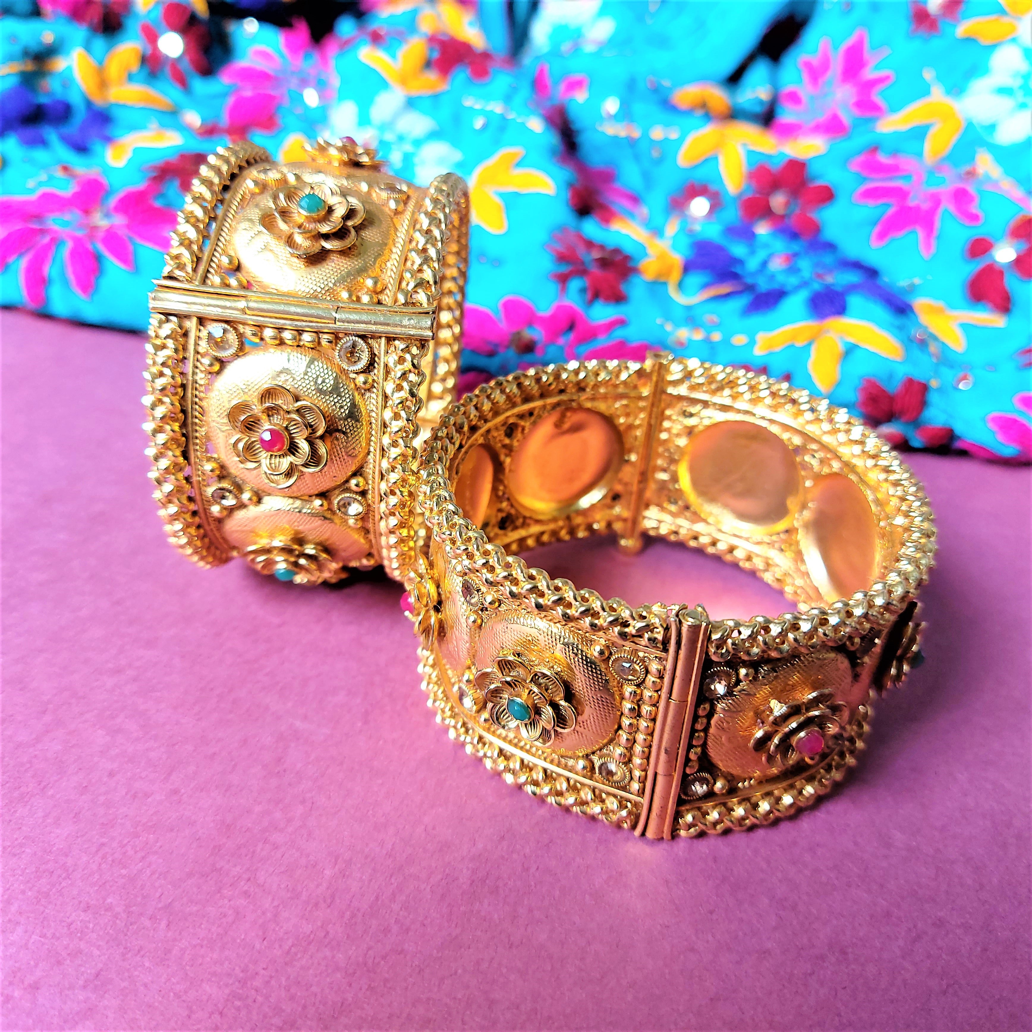 KUNDAN GOLD PLATED OPENABLE KADA