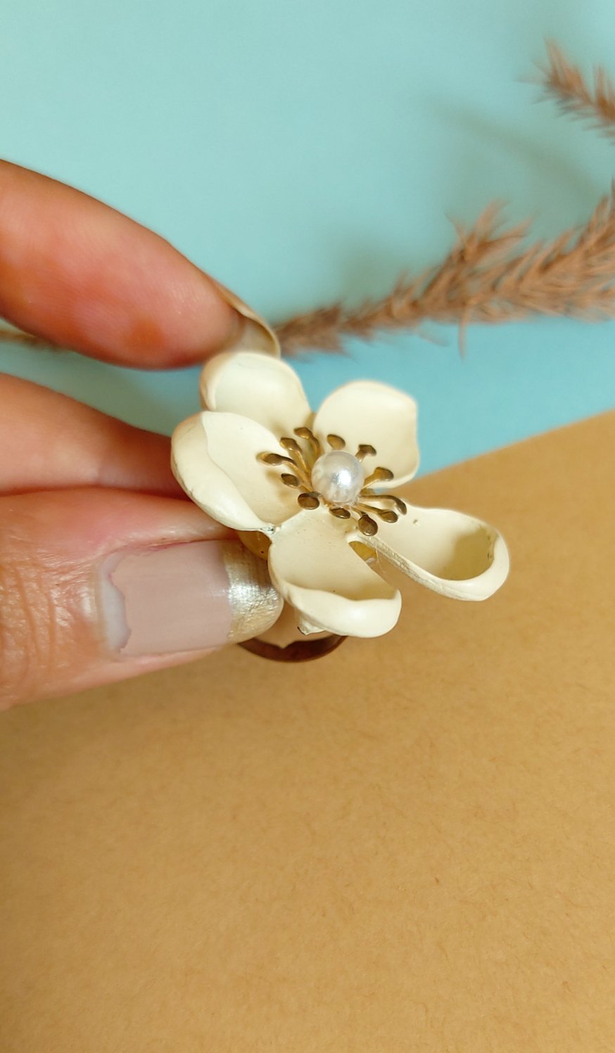 FLOWER COCKTAIL RING