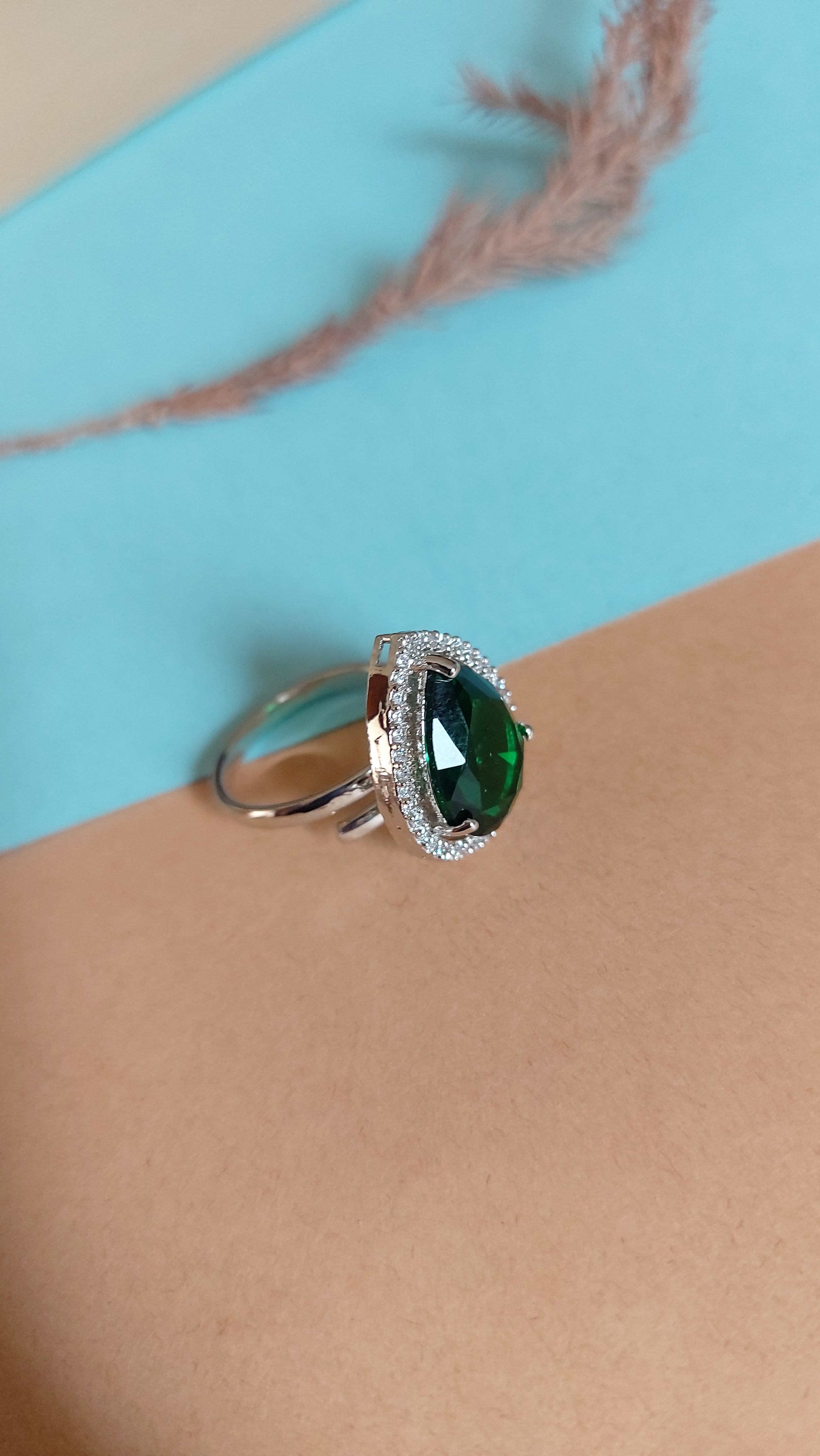 PEAR CUT EMERALD STONE WITH AMERICAN DIAMOND ADJUSTABLE RING