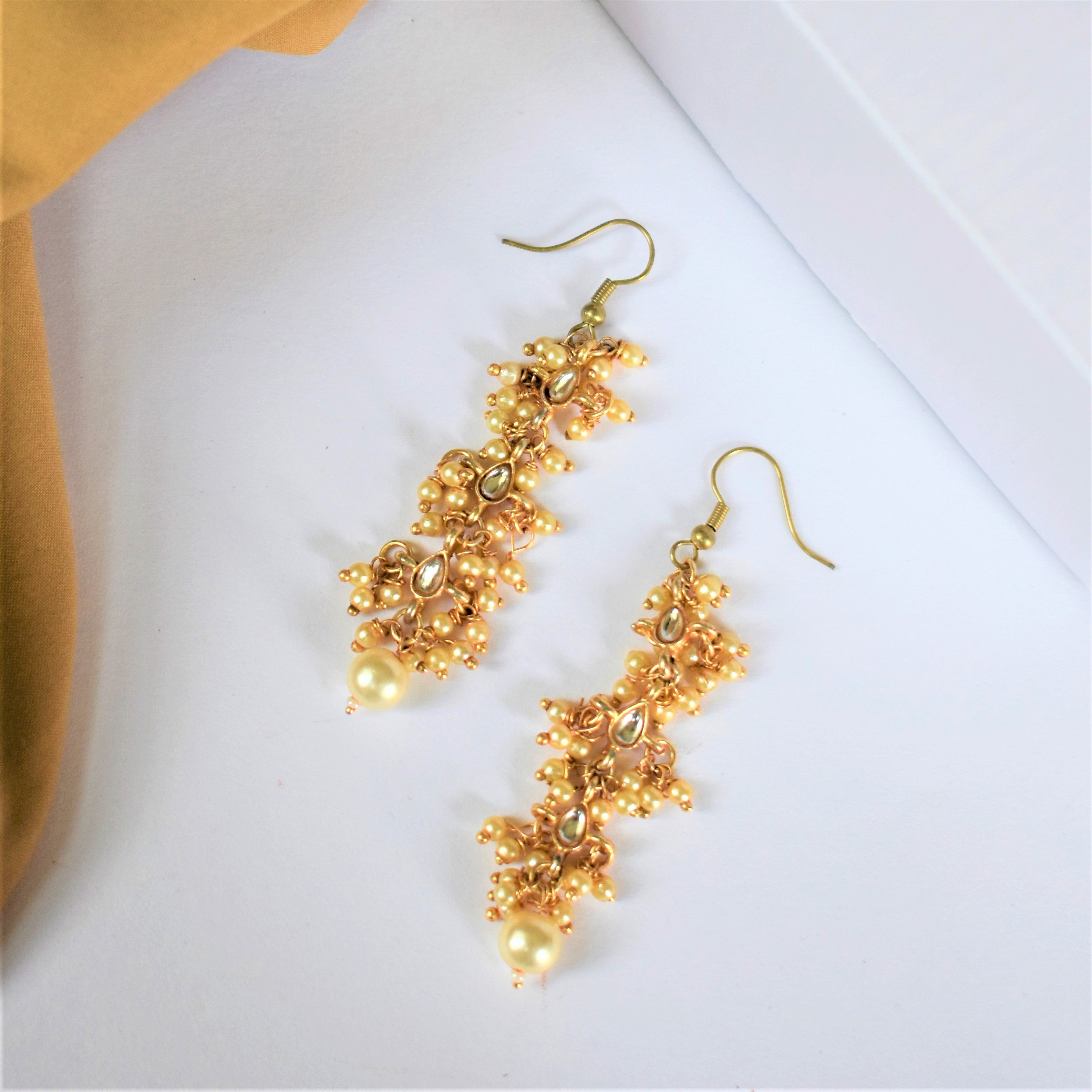 KUNDAN HOOK EARRING