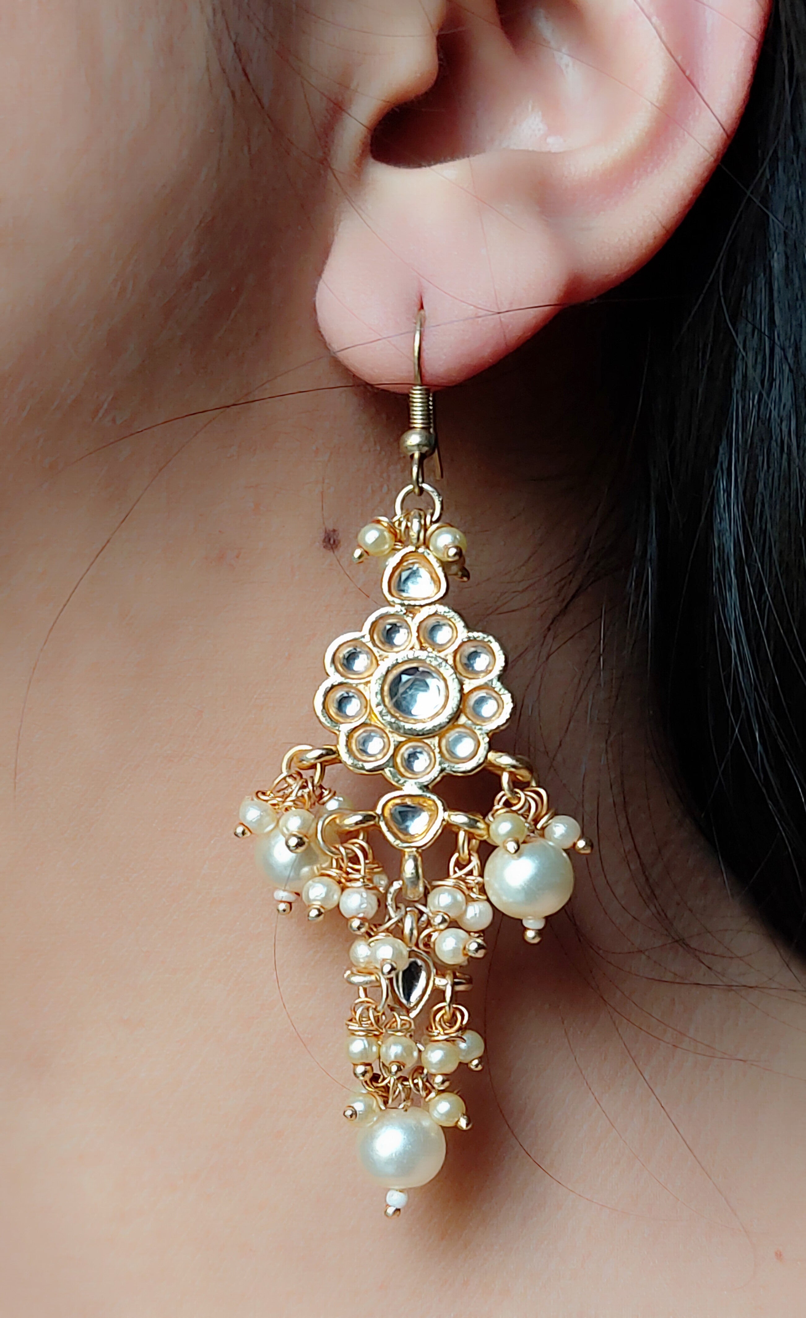 KUNDAN HOOK EARRING