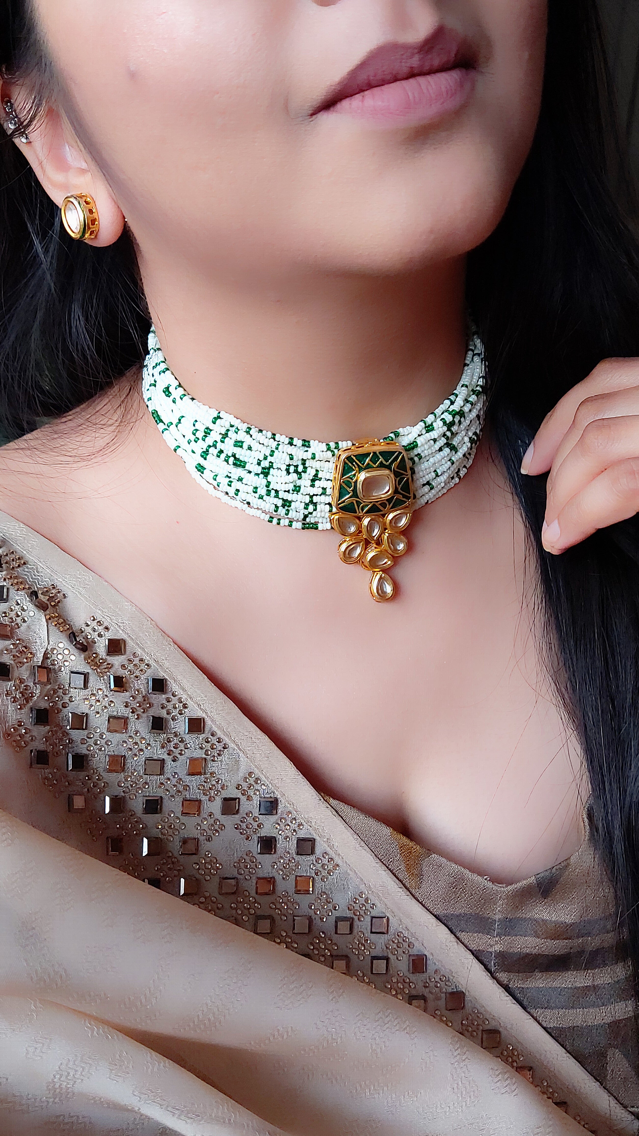 EMERALD AND PEARL KUNDAN CHOKER SET
