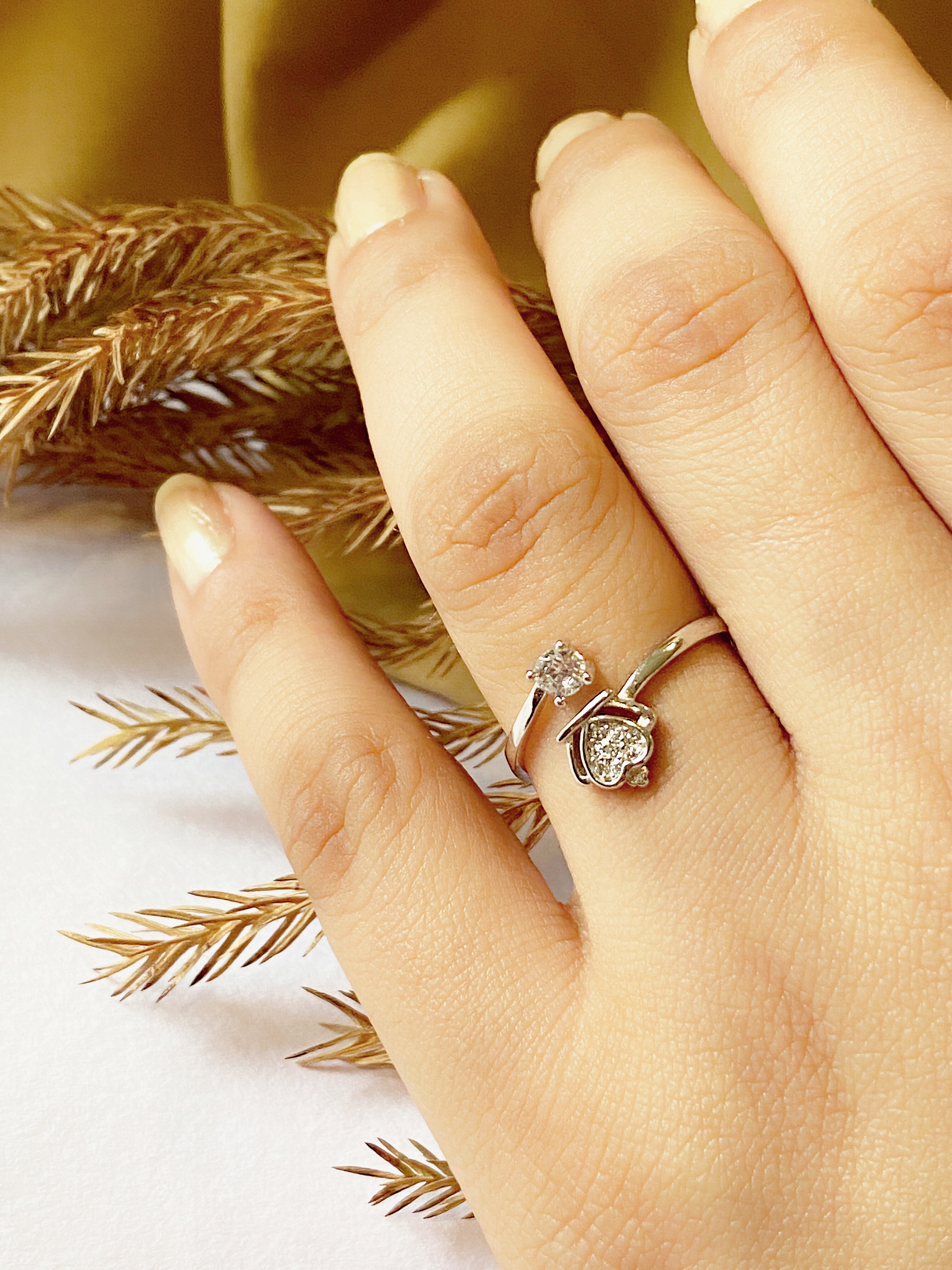 CROWN RING