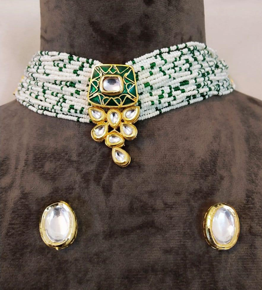 EMERALD AND PEARL KUNDAN CHOKER SET