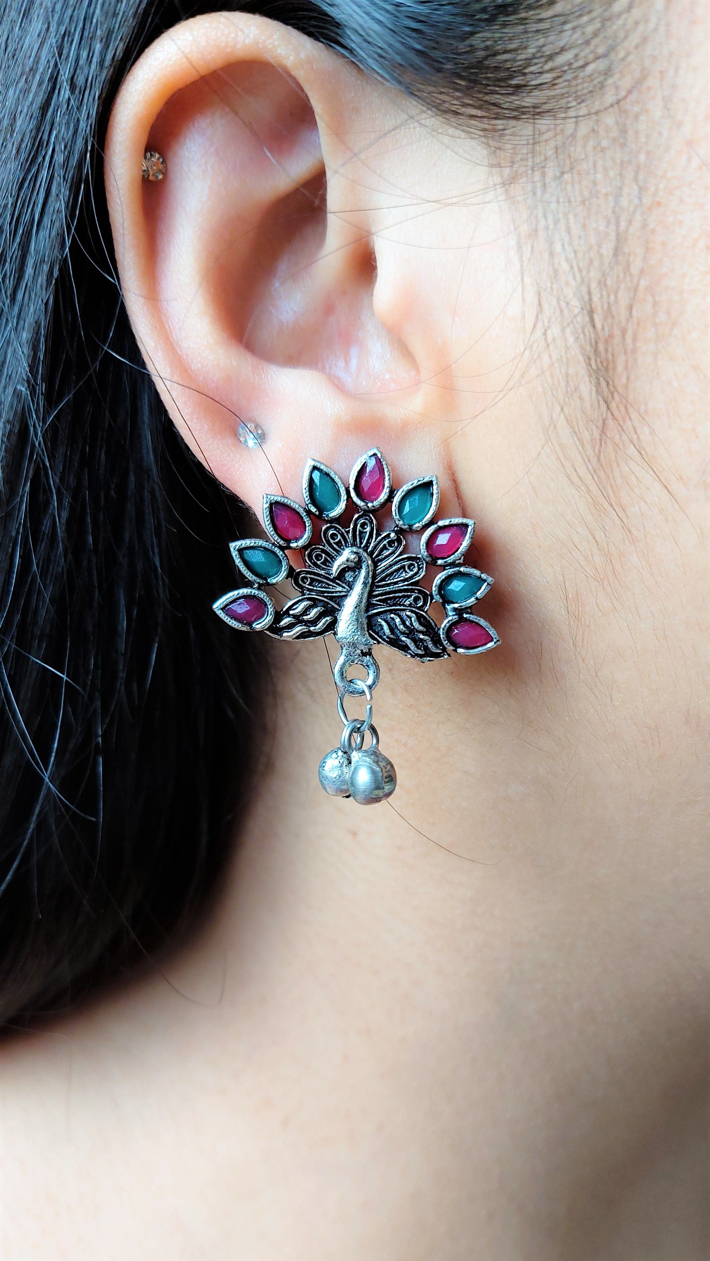 DHRITI EAR STUDS