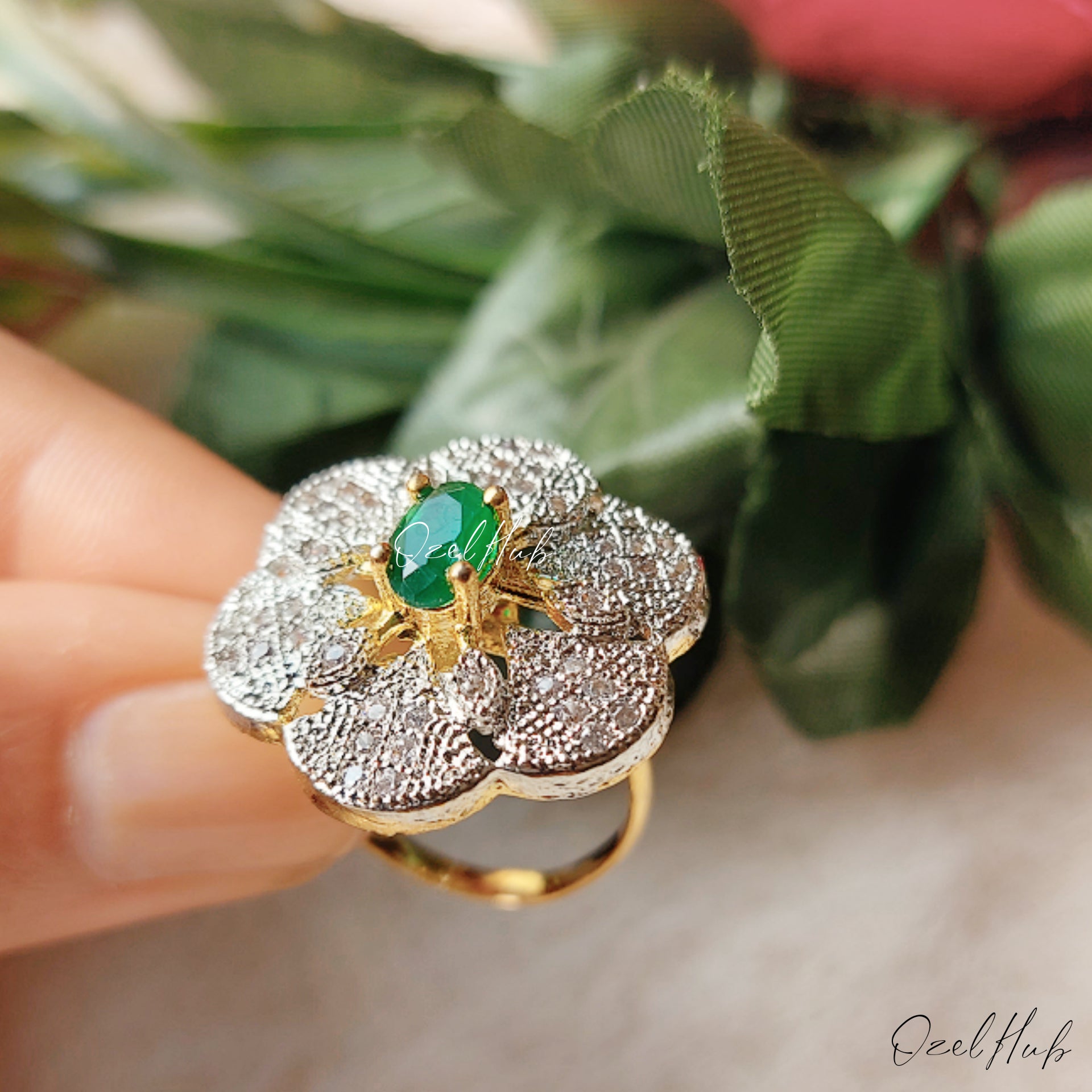 HANNAH EMERALD RING