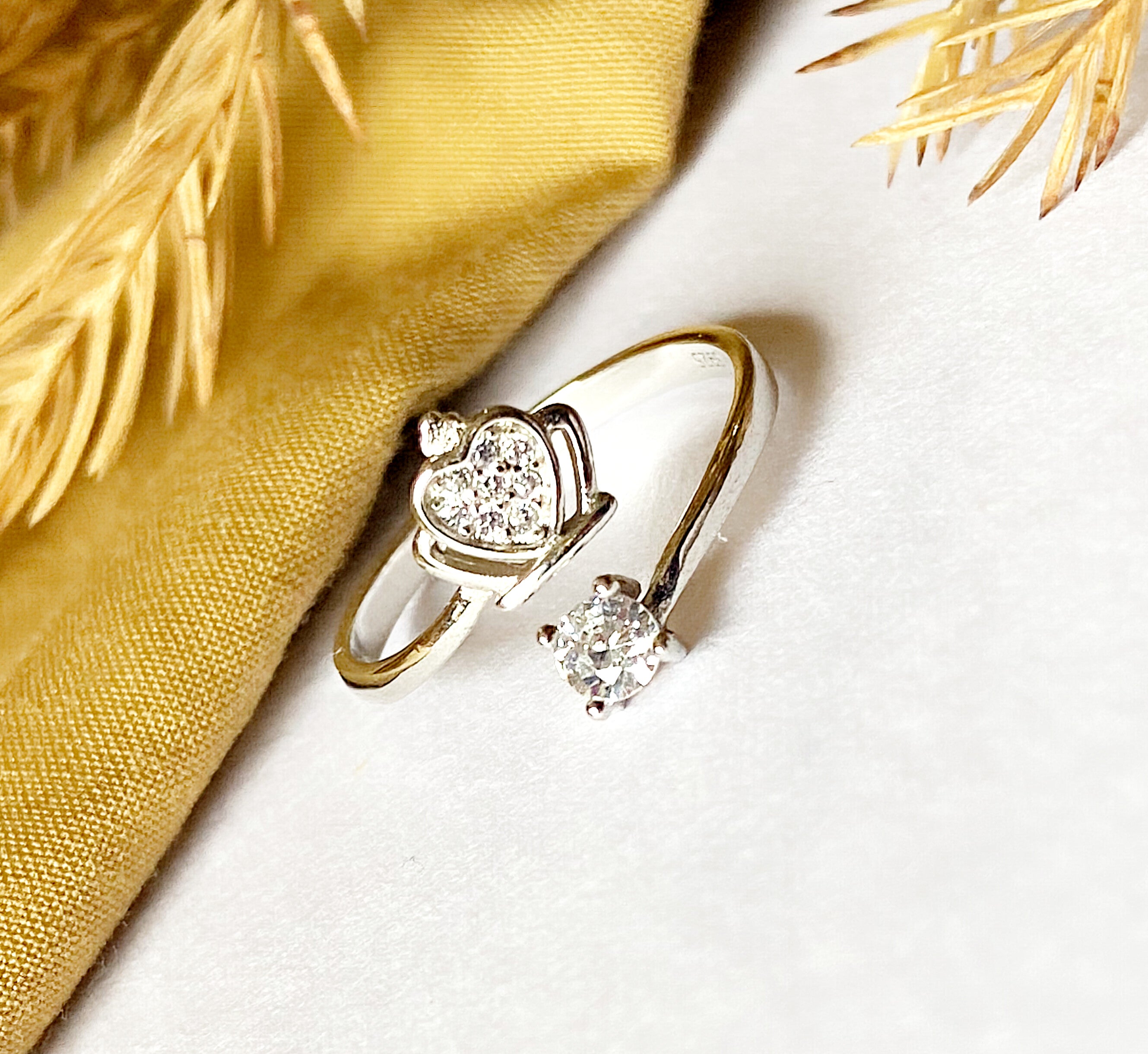 CROWN RING
