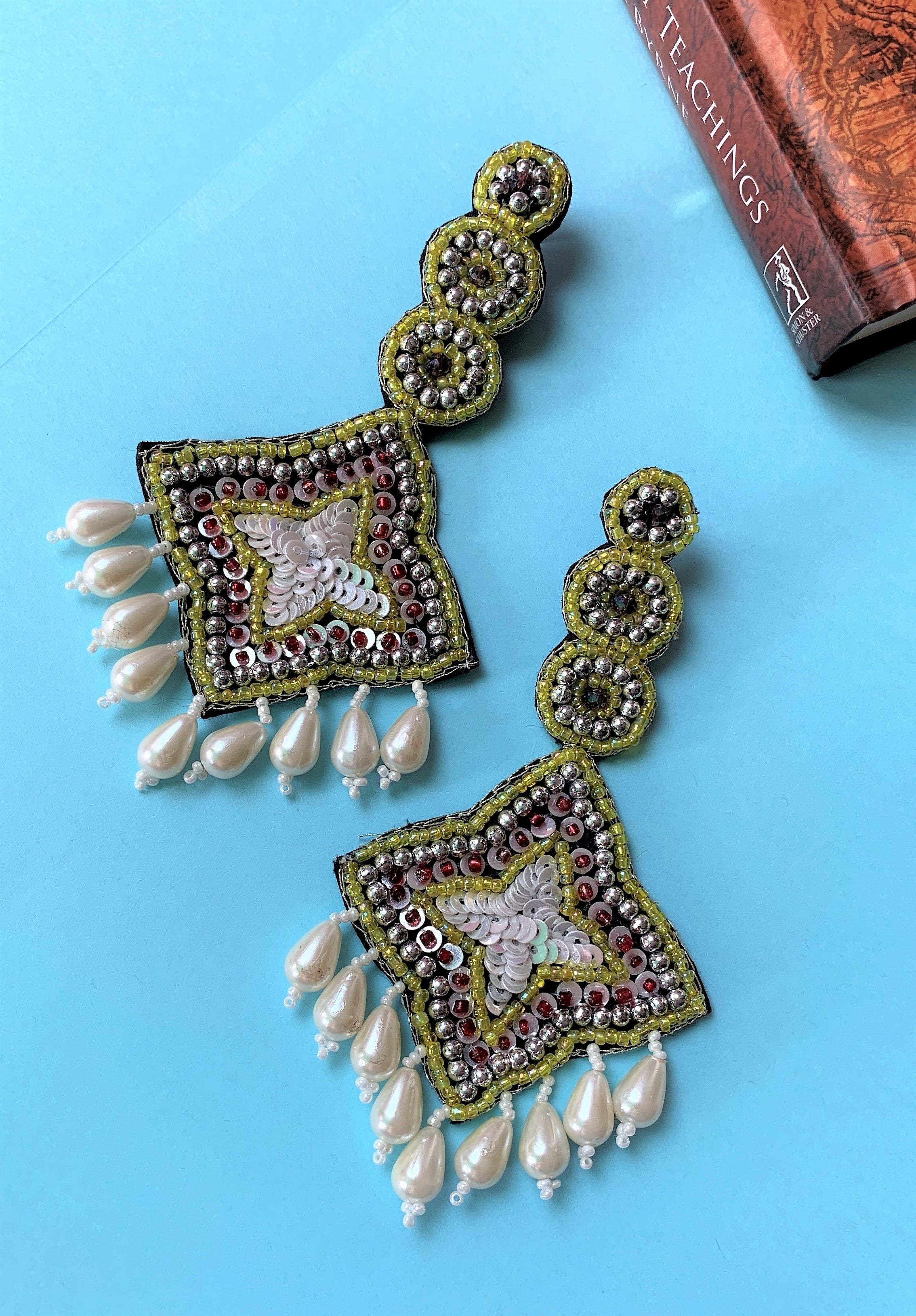 MULTI COLORED BEADS EARRING