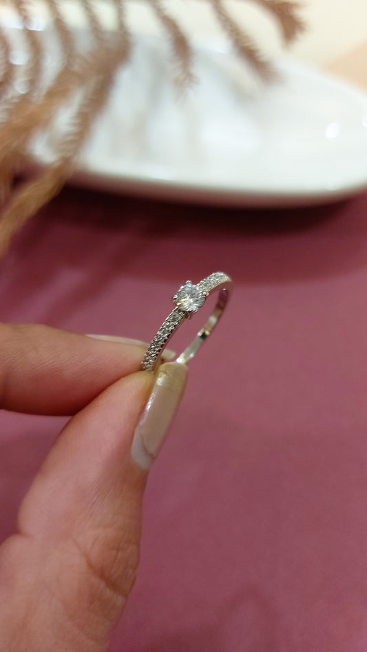 AMERICAN DIAMOND RING