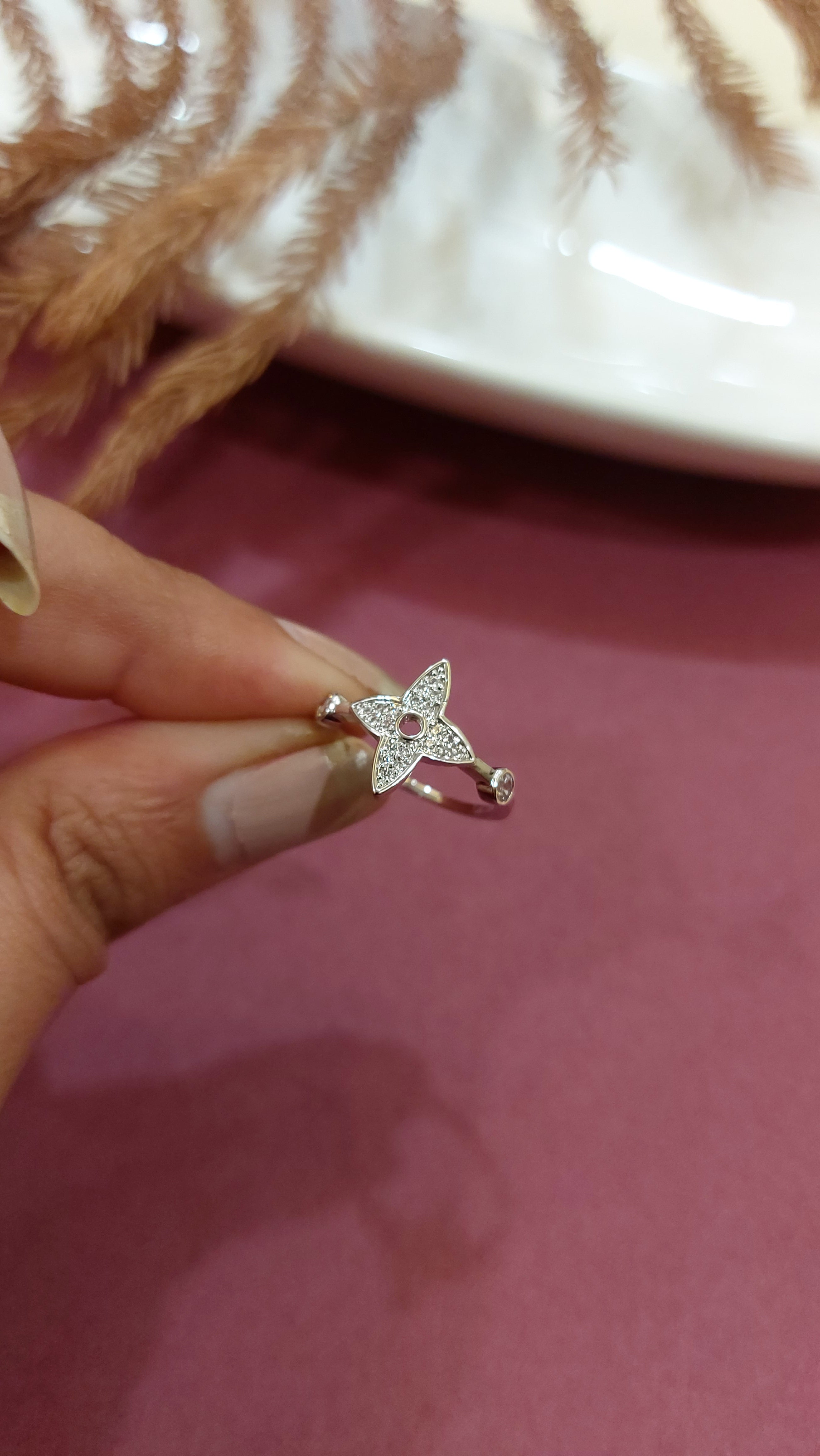 AMERICAN DIAMOND RING