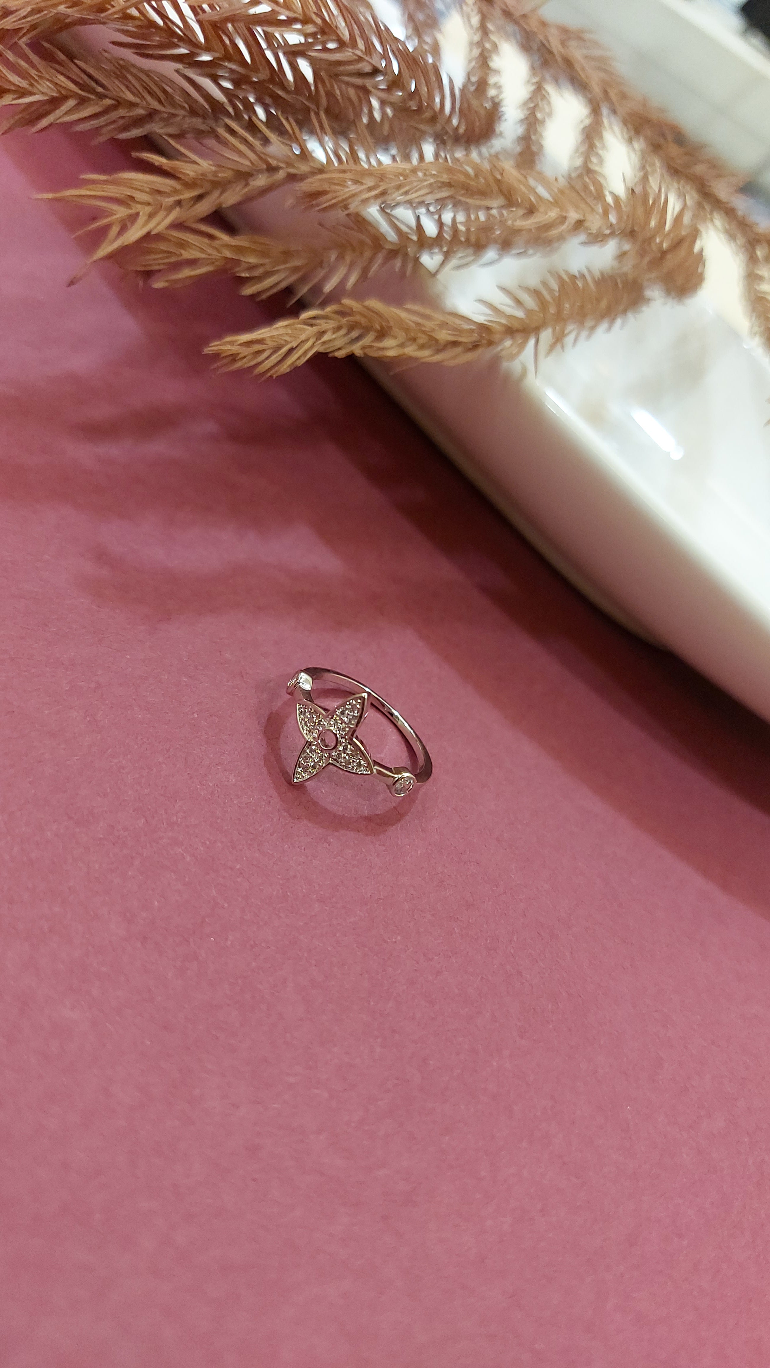 AMERICAN DIAMOND RING