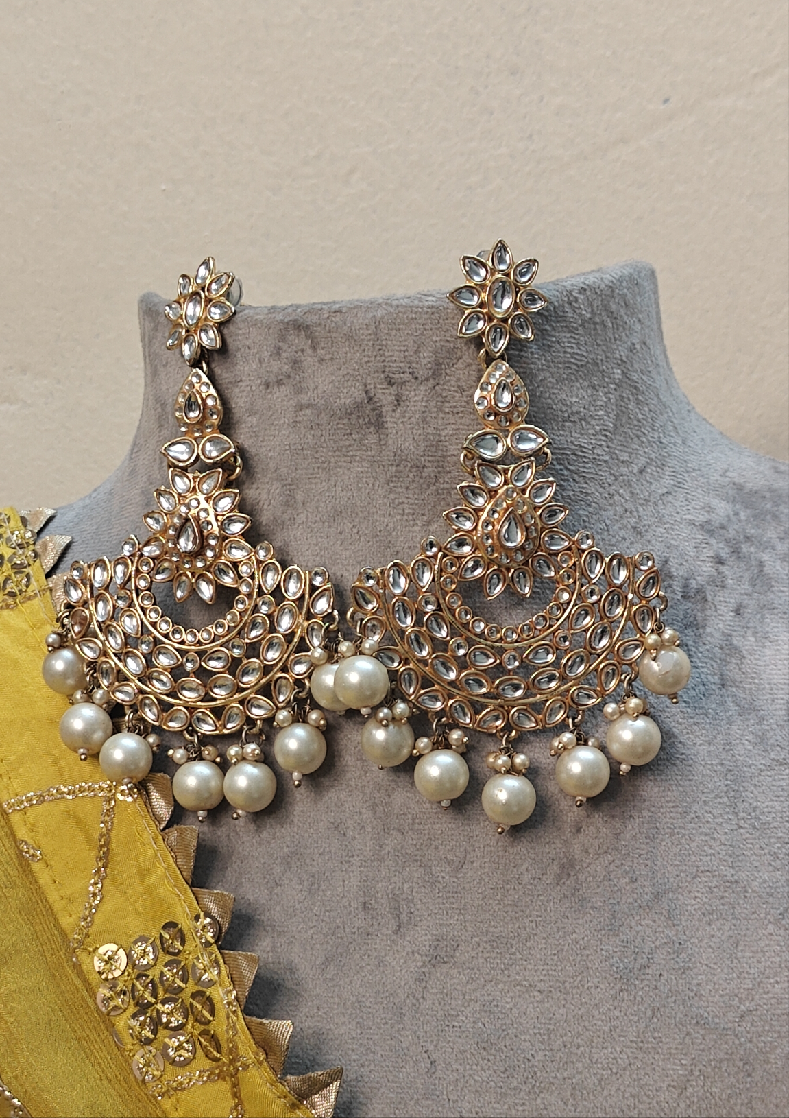 Kundan Chandbali Earrings with Pearls