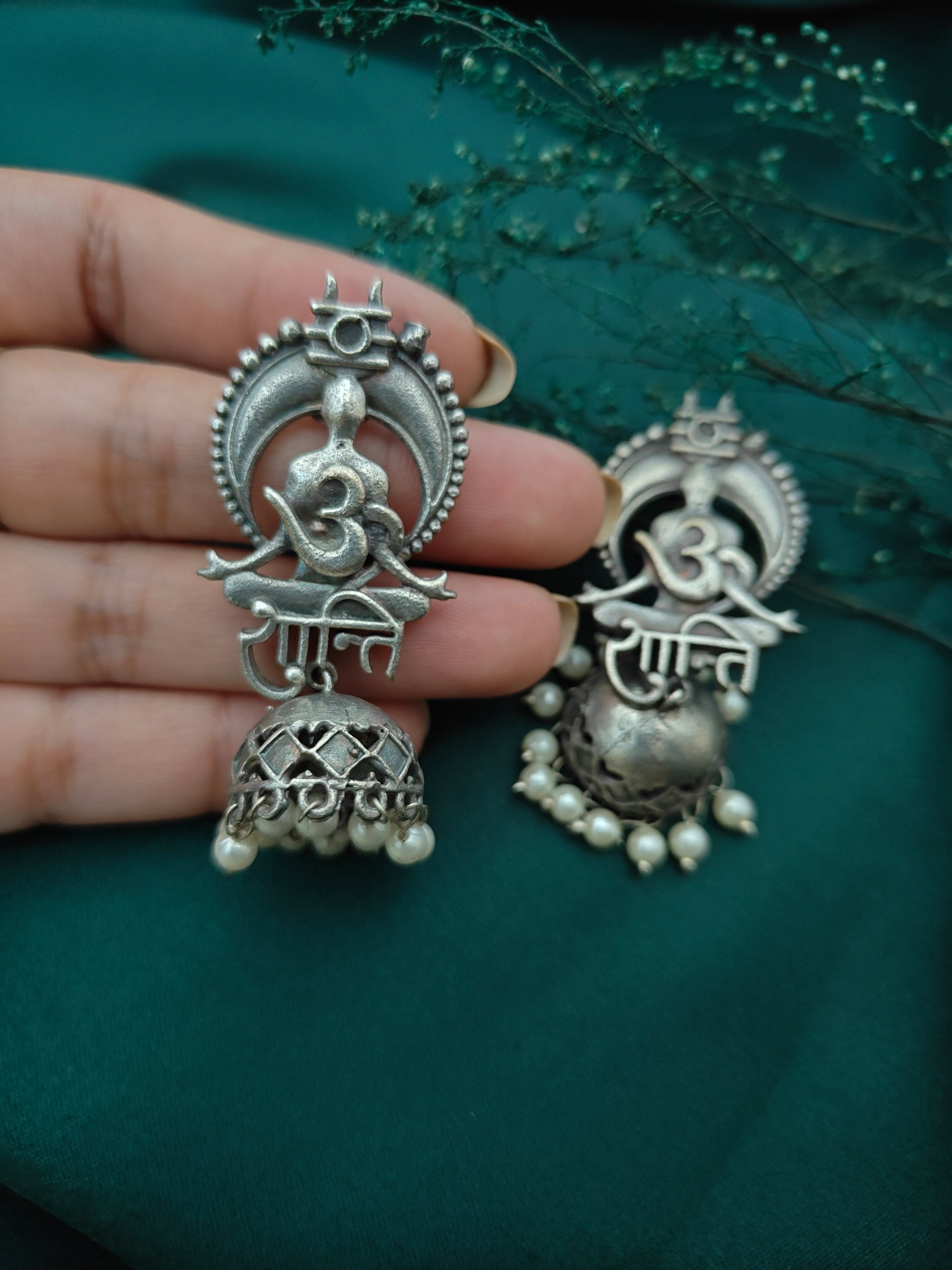 Ozel Oxidised Silver Plated Jhumka Earring