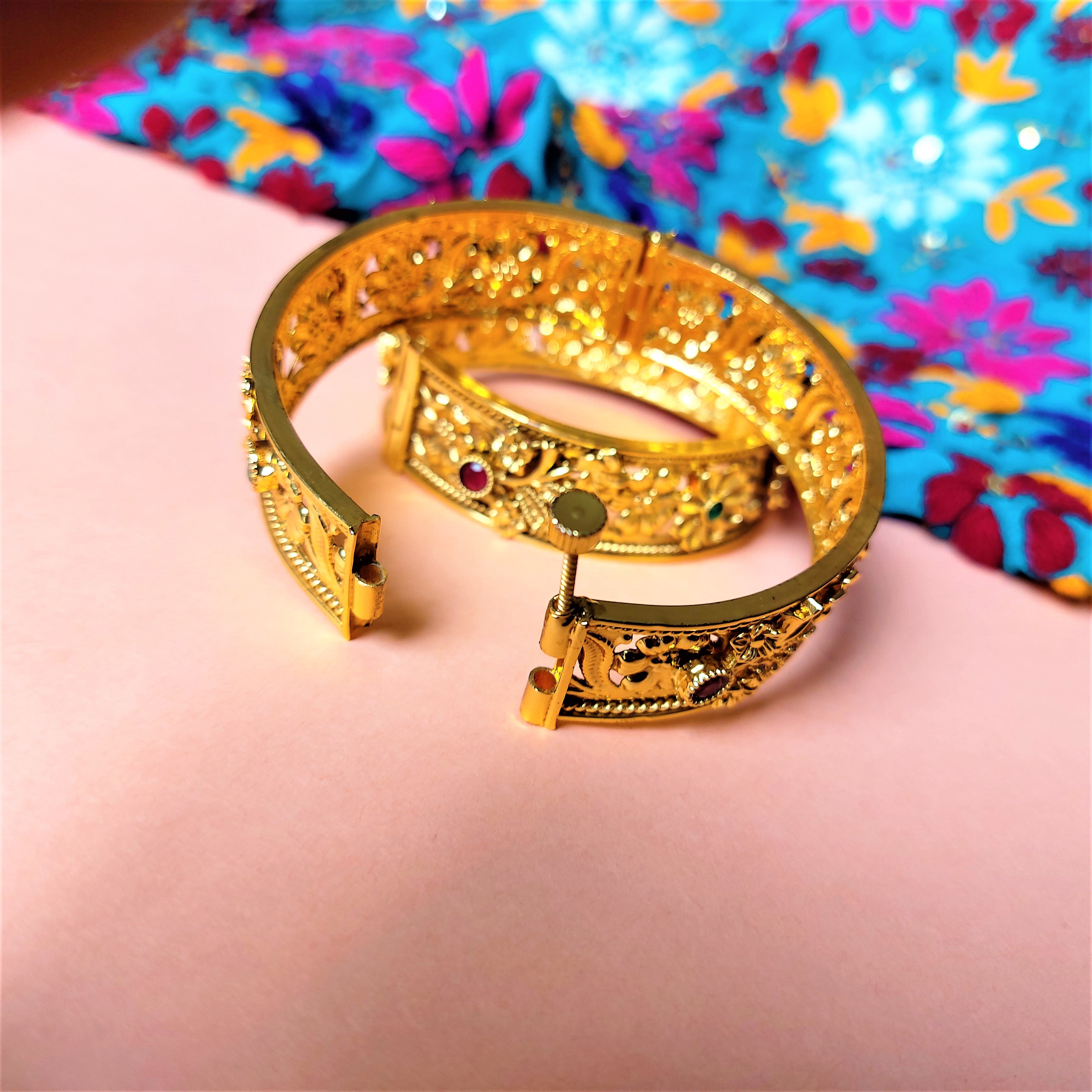 KUNDAN GOLD PLATED OPENABLE BANGLE