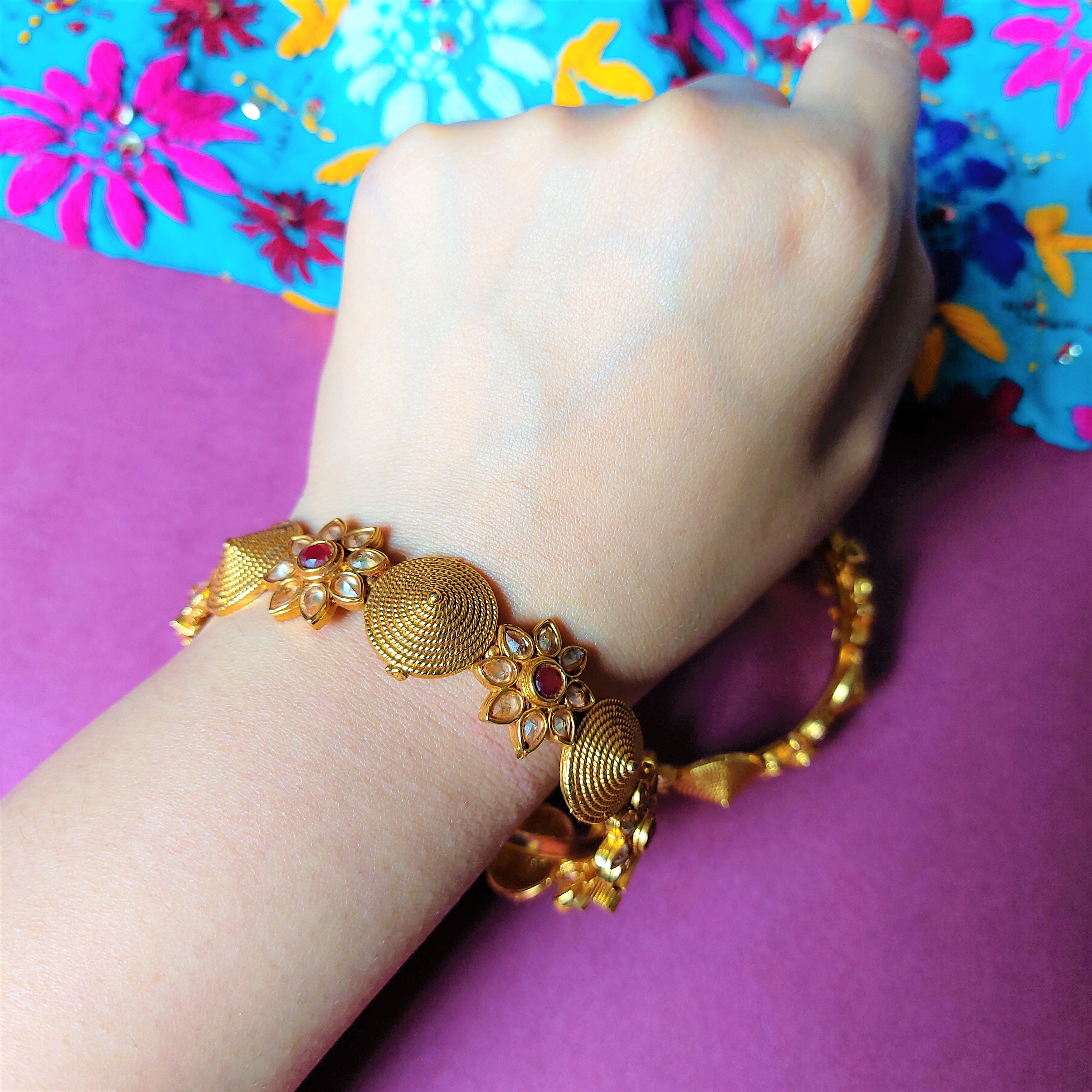 KUNDAN GOLD PLATED OPENABLE BANGLE