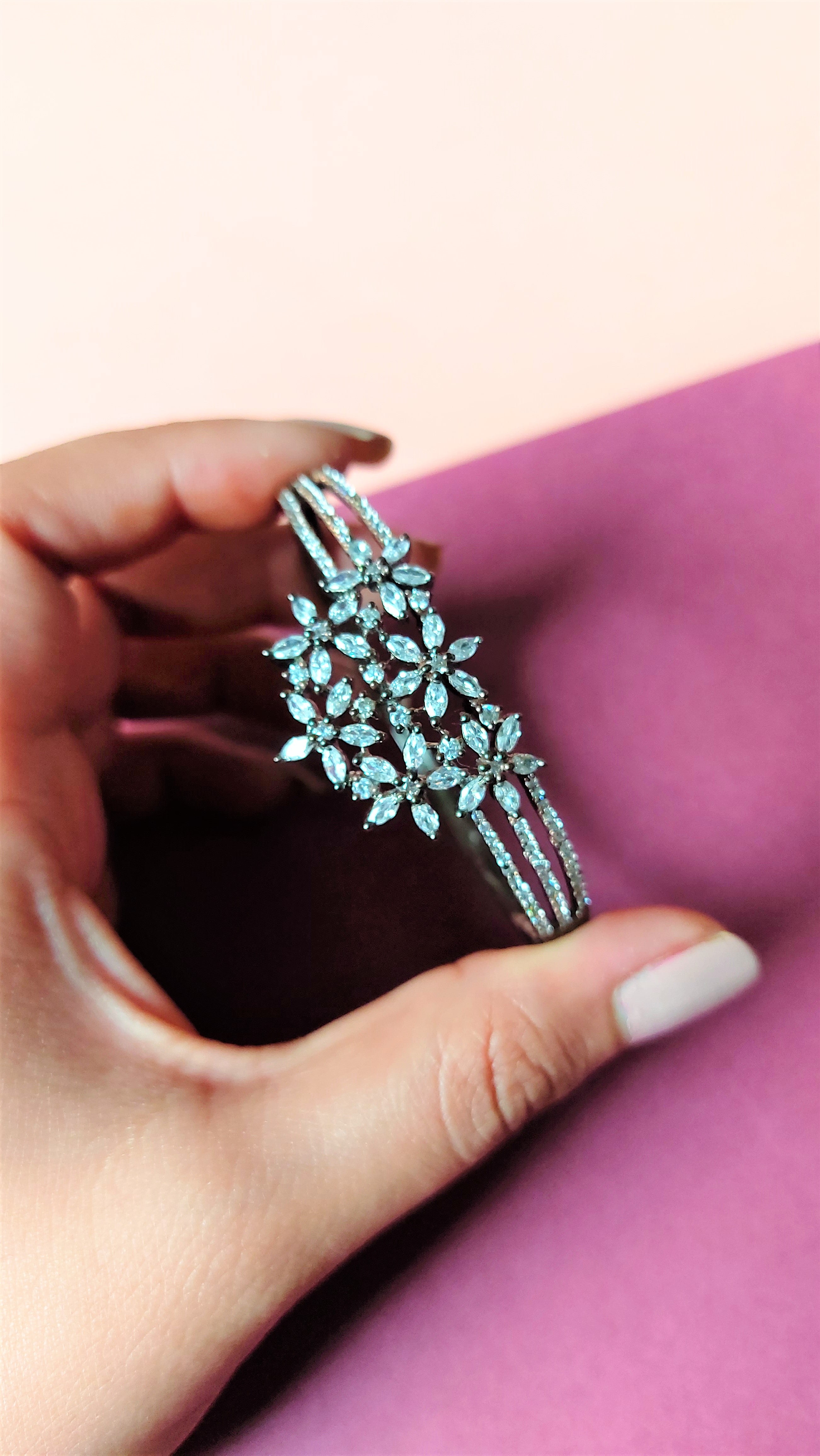 BLACK AND ROSE GOLD PLATED AMERICAN DIAMOND OPENABLE BRACELET