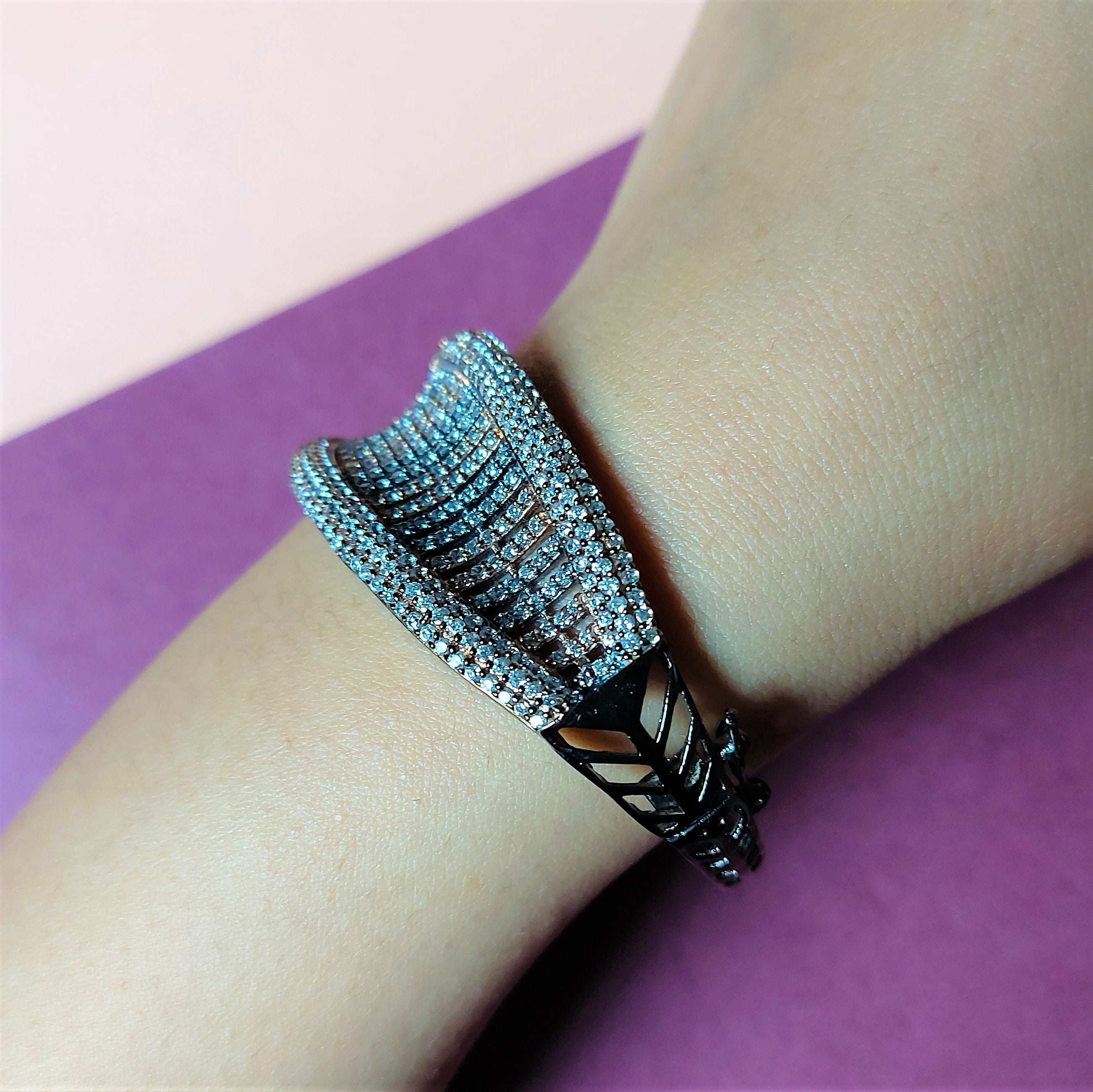 BLACK AND ROSE GOLD PLATED AMERICAN DIAMOND OPENABLE BRACELET