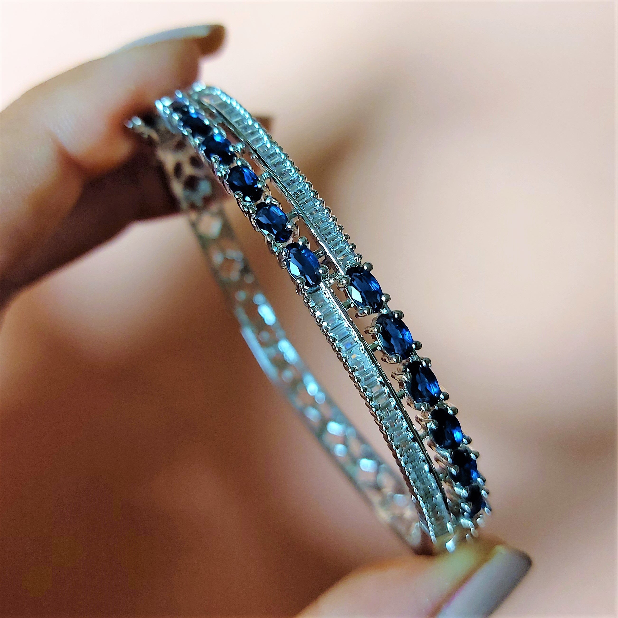 SILVER PLATED AMERICAN DIAMOND OPENABLE BRACELET