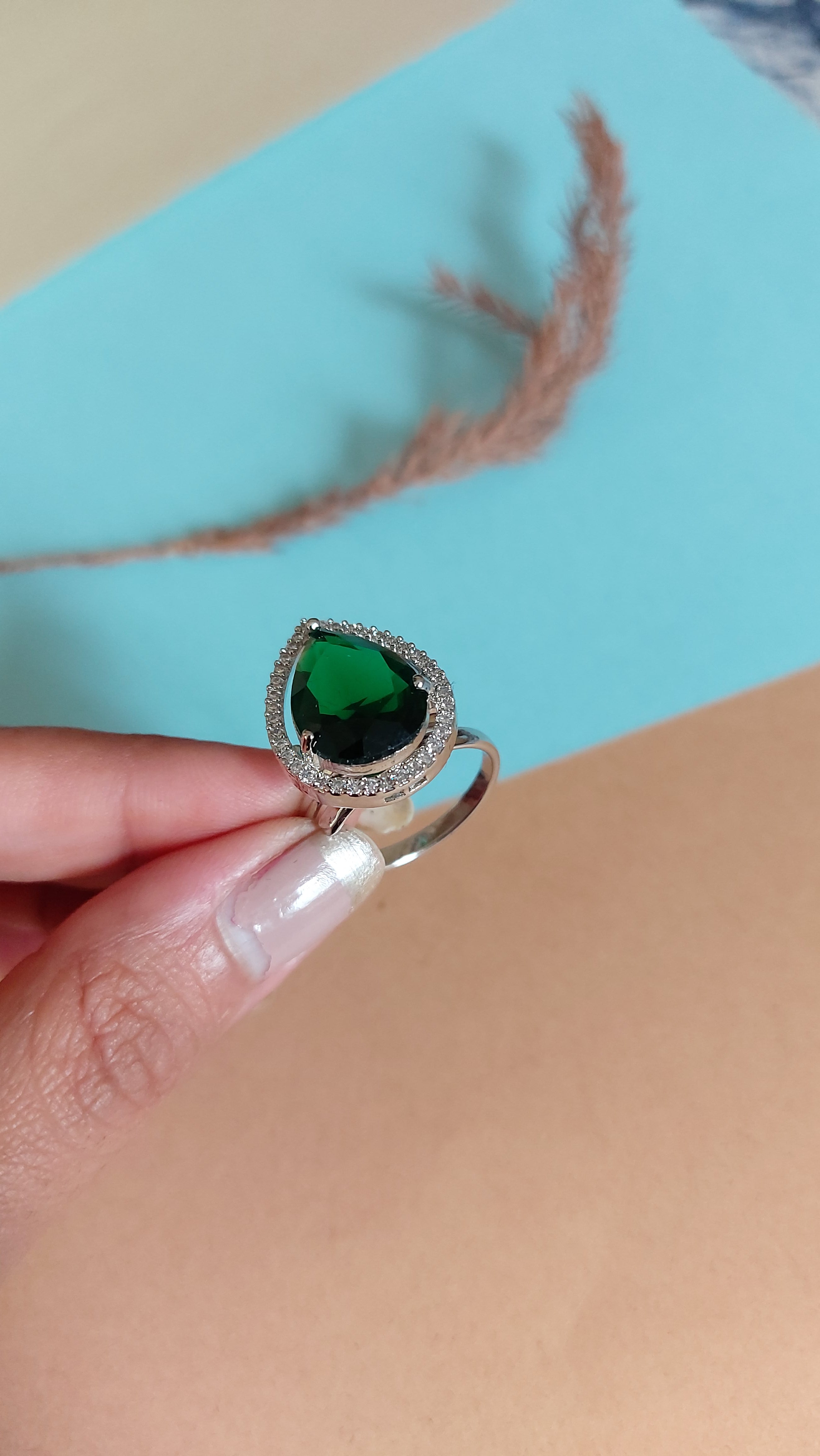 PEAR CUT EMERALD STONE WITH AMERICAN DIAMOND ADJUSTABLE RING