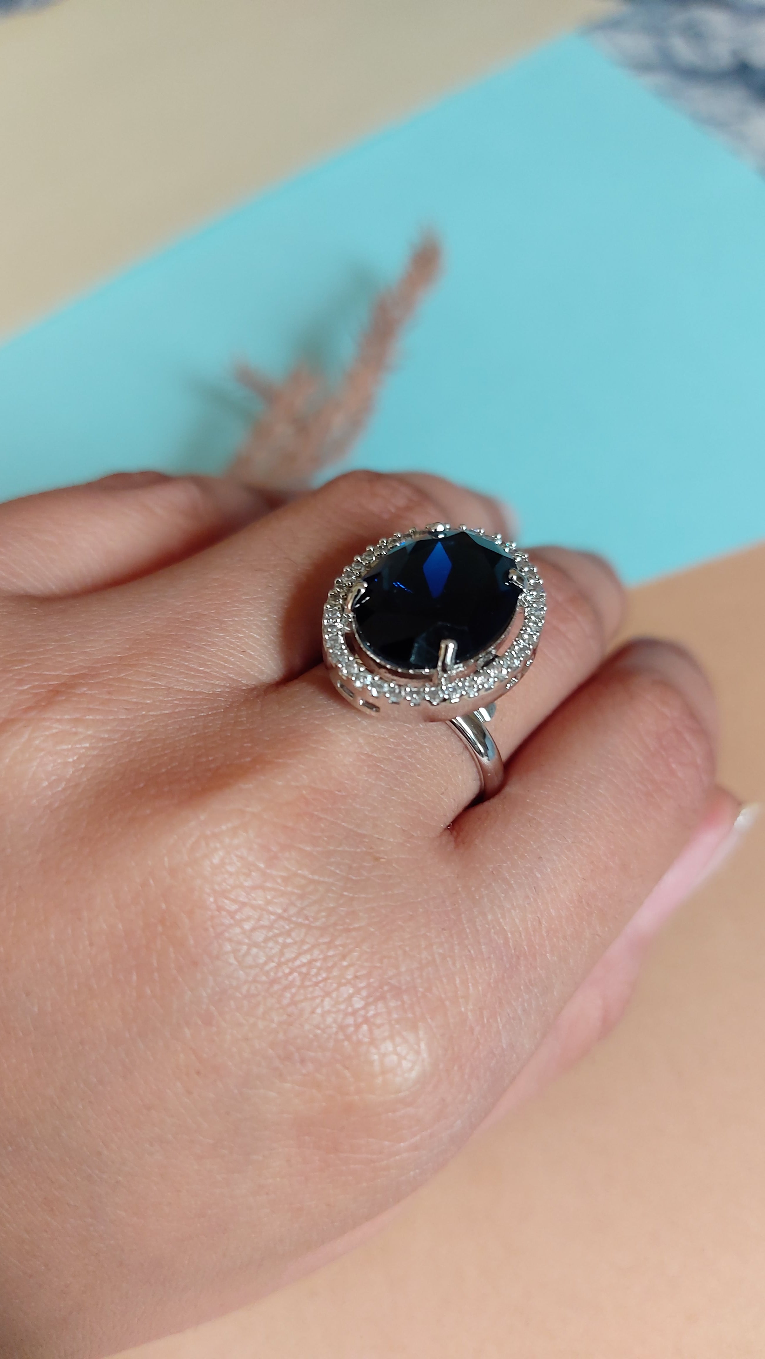 OVAL CUT BLUE SAPPHIRE STONE WITH AMERICAN DIAMOND ADJUSTABLE RING