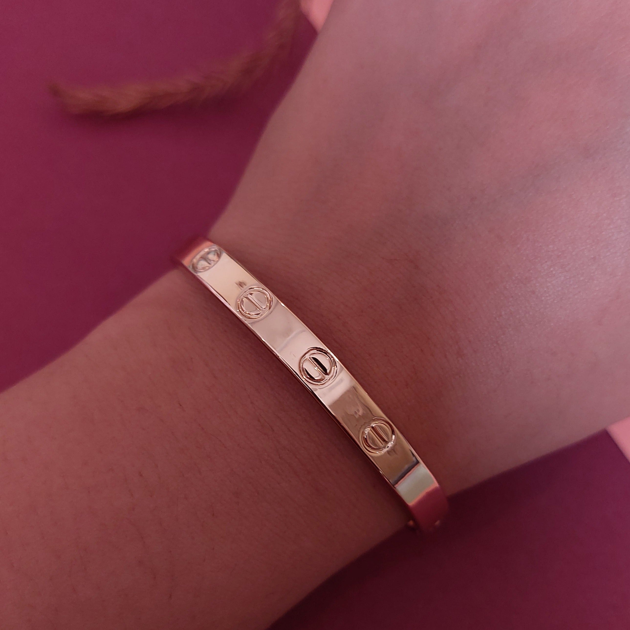 ANTI TARNISH OPENABLE BRACELET