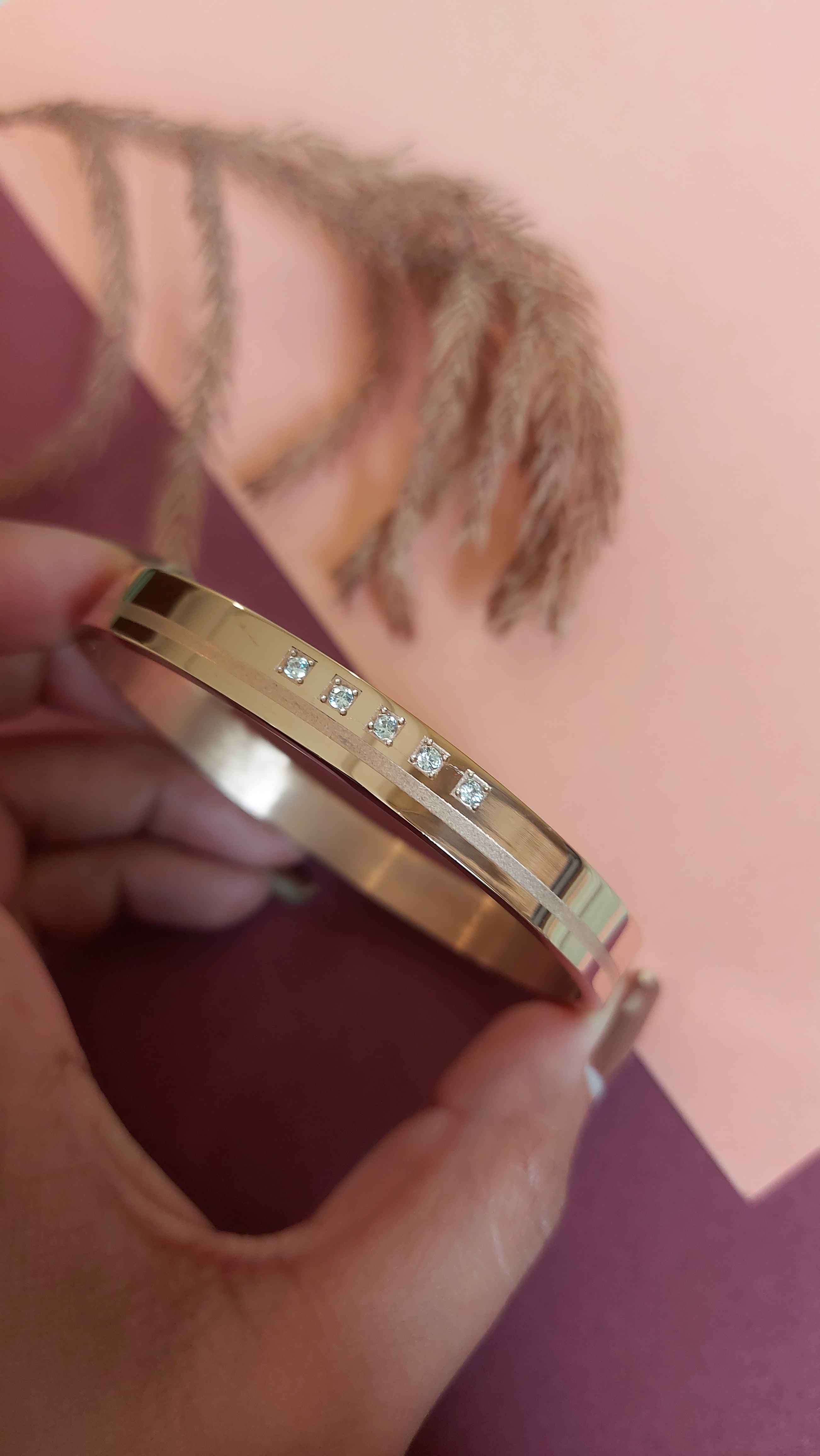 ANTI TARNISH OPENABLE ROSE GOLD PLATED BRACELET