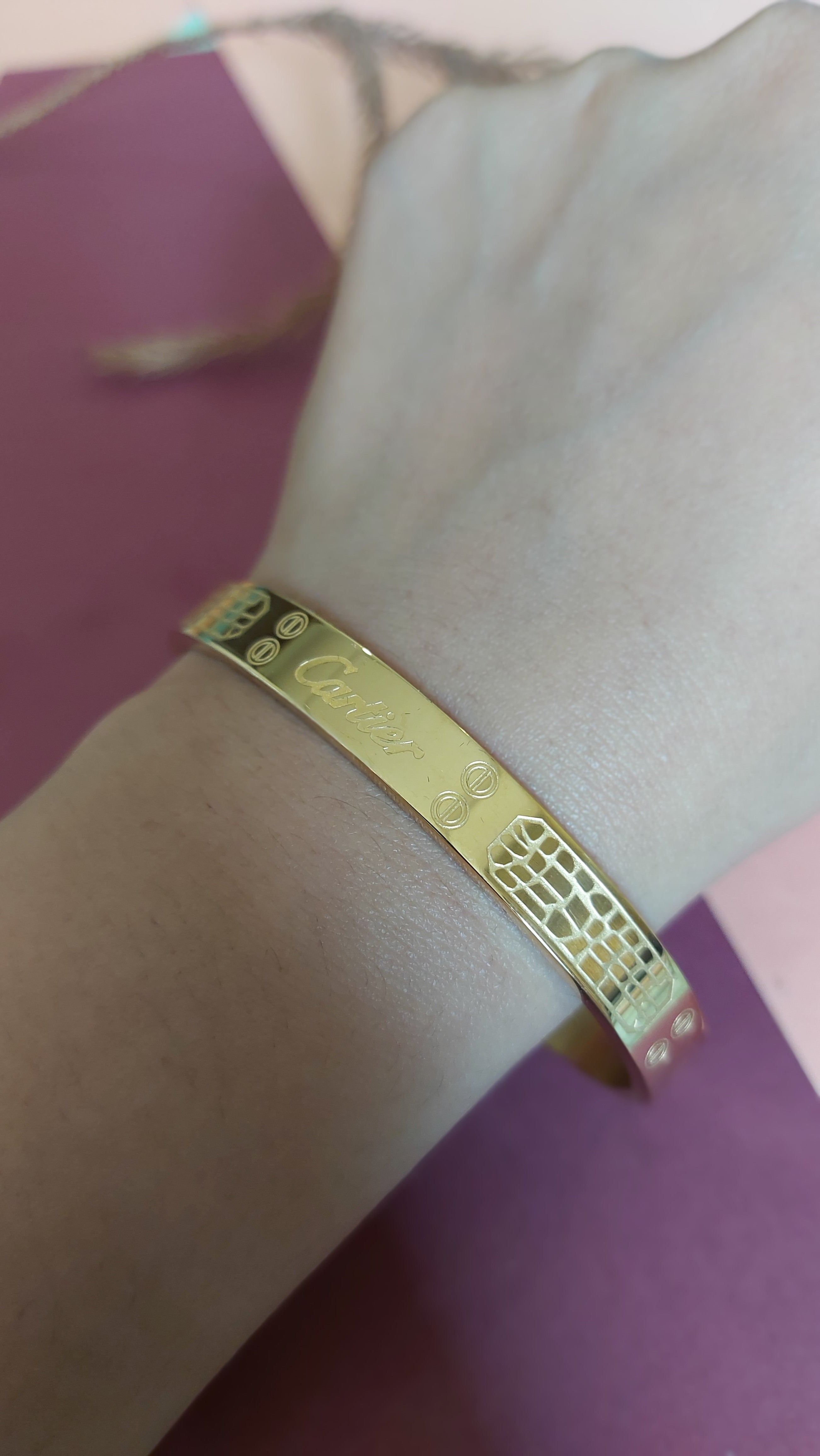 GOLD PLATED OPENABLE BRACELET