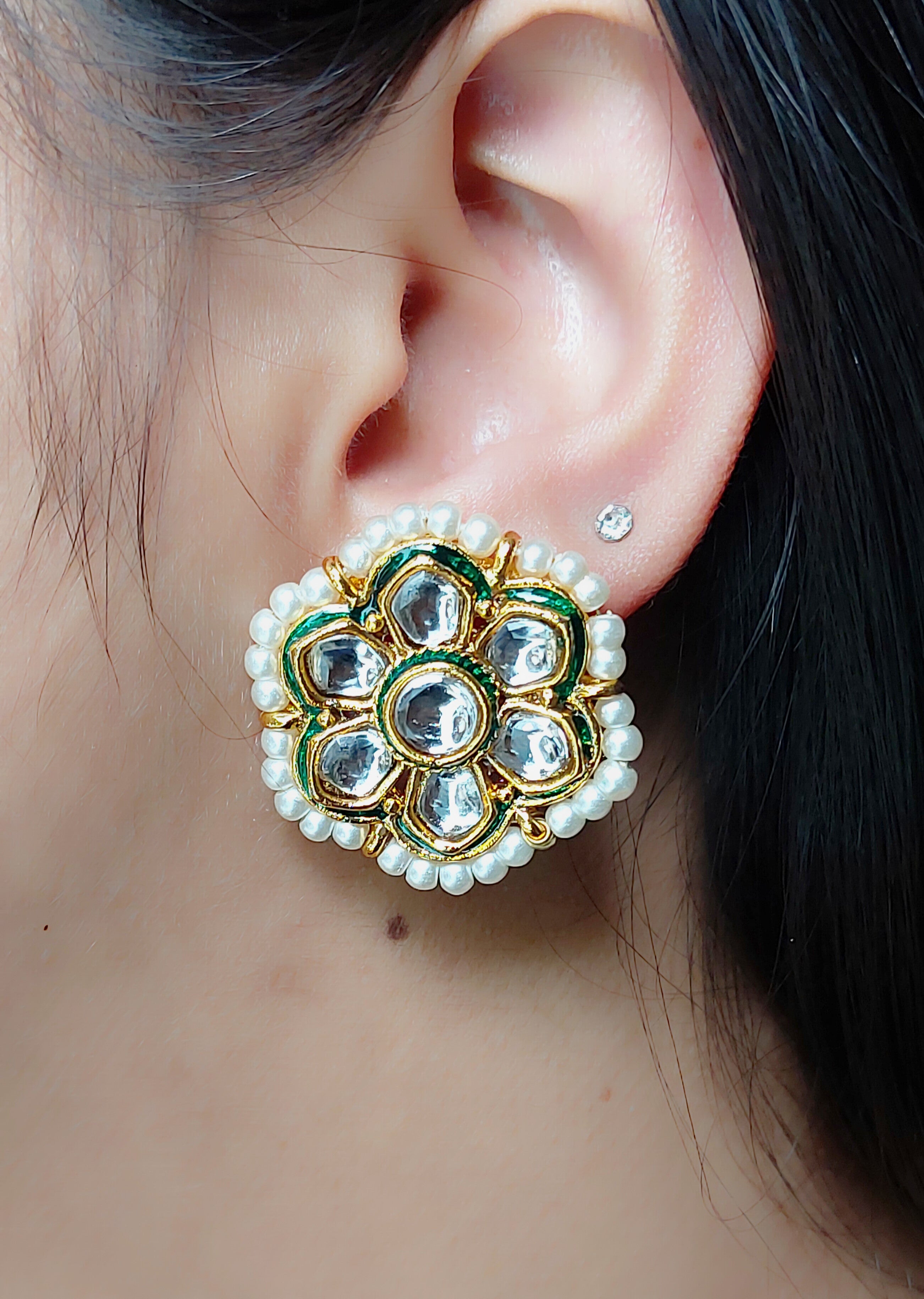 Vinya Kundan Ear Studs