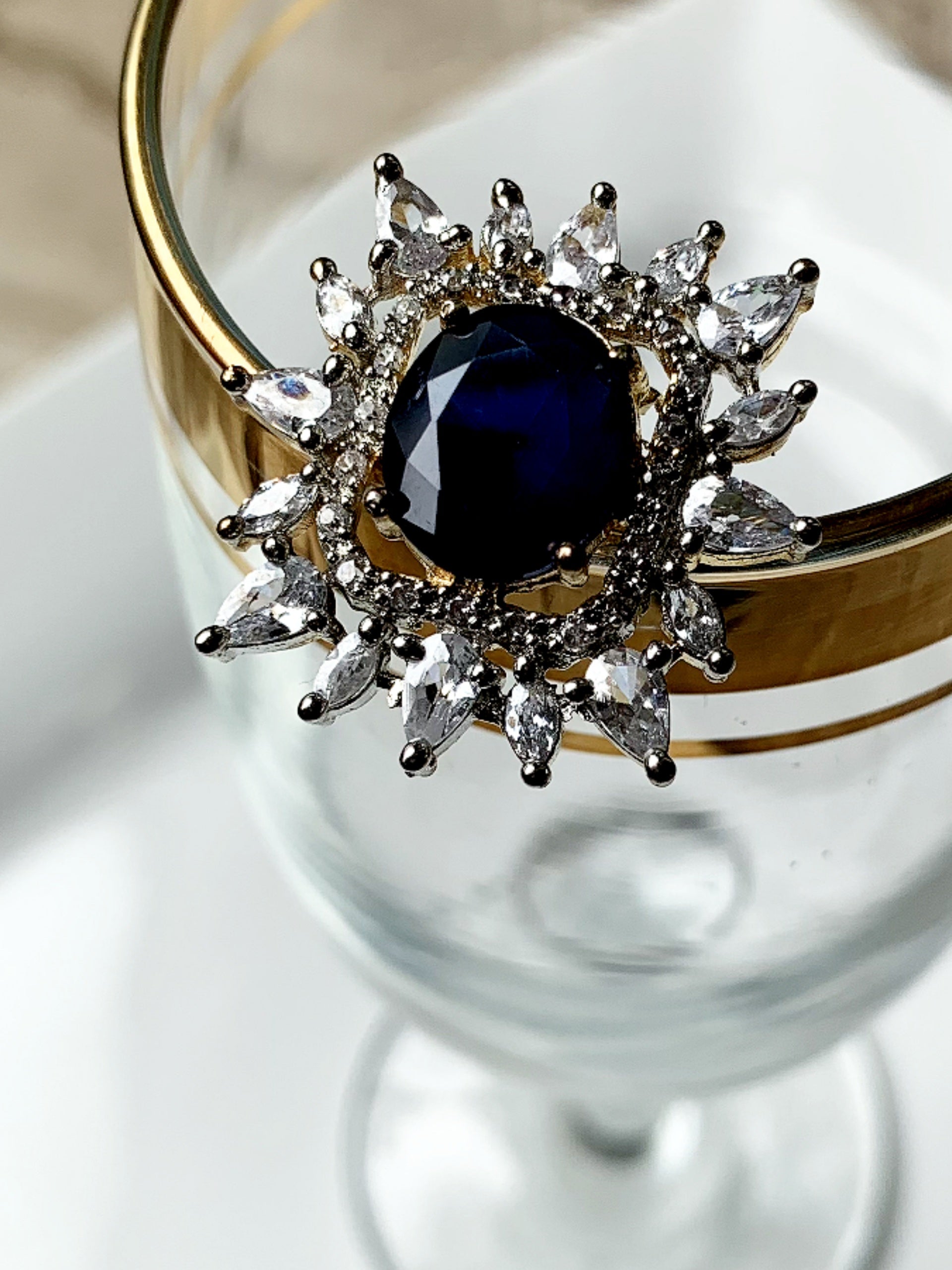 BLUE SAPPHIRE COCKTAIL RING