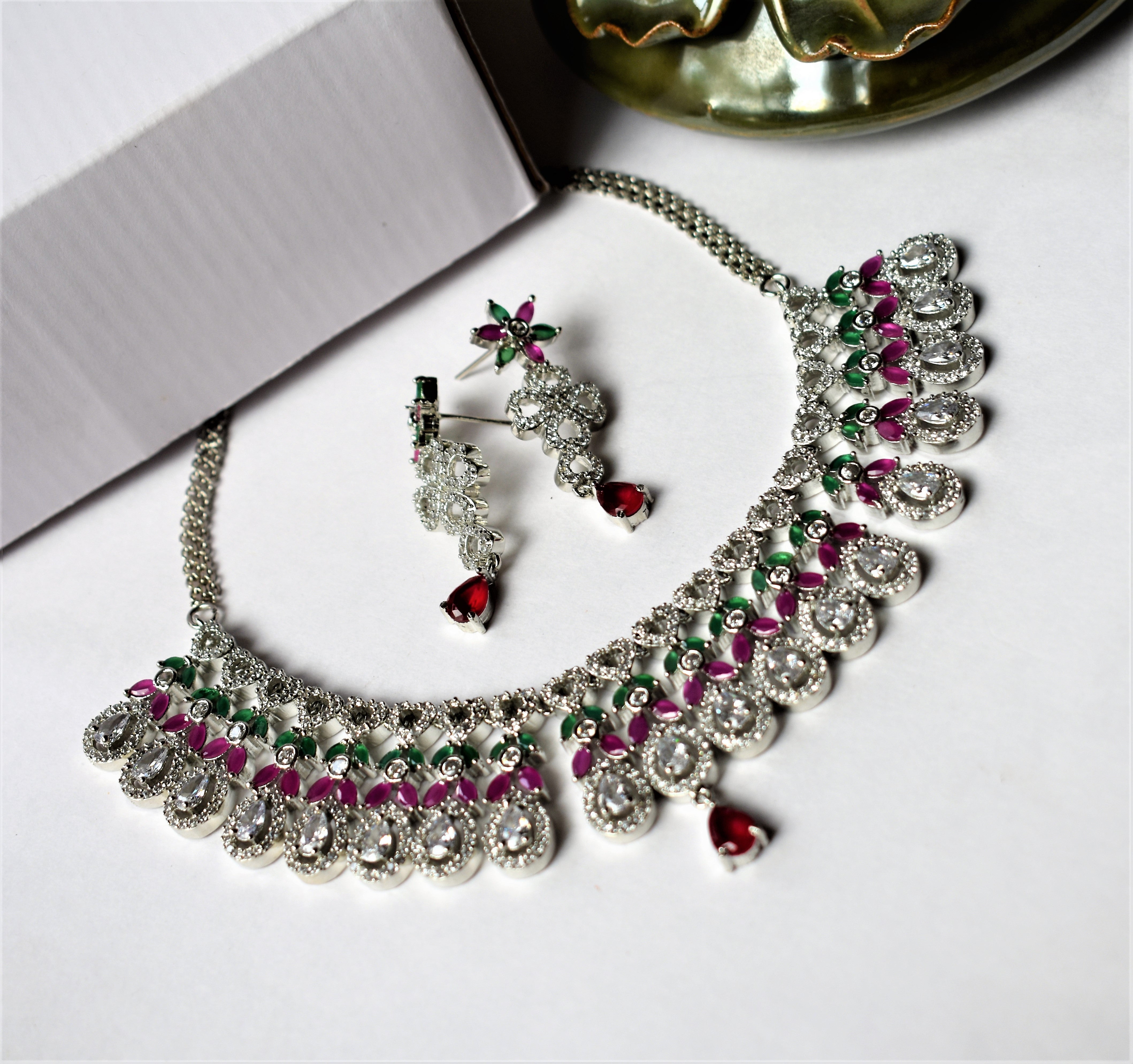 AMERICAN DIAMOND NECKLACE SET