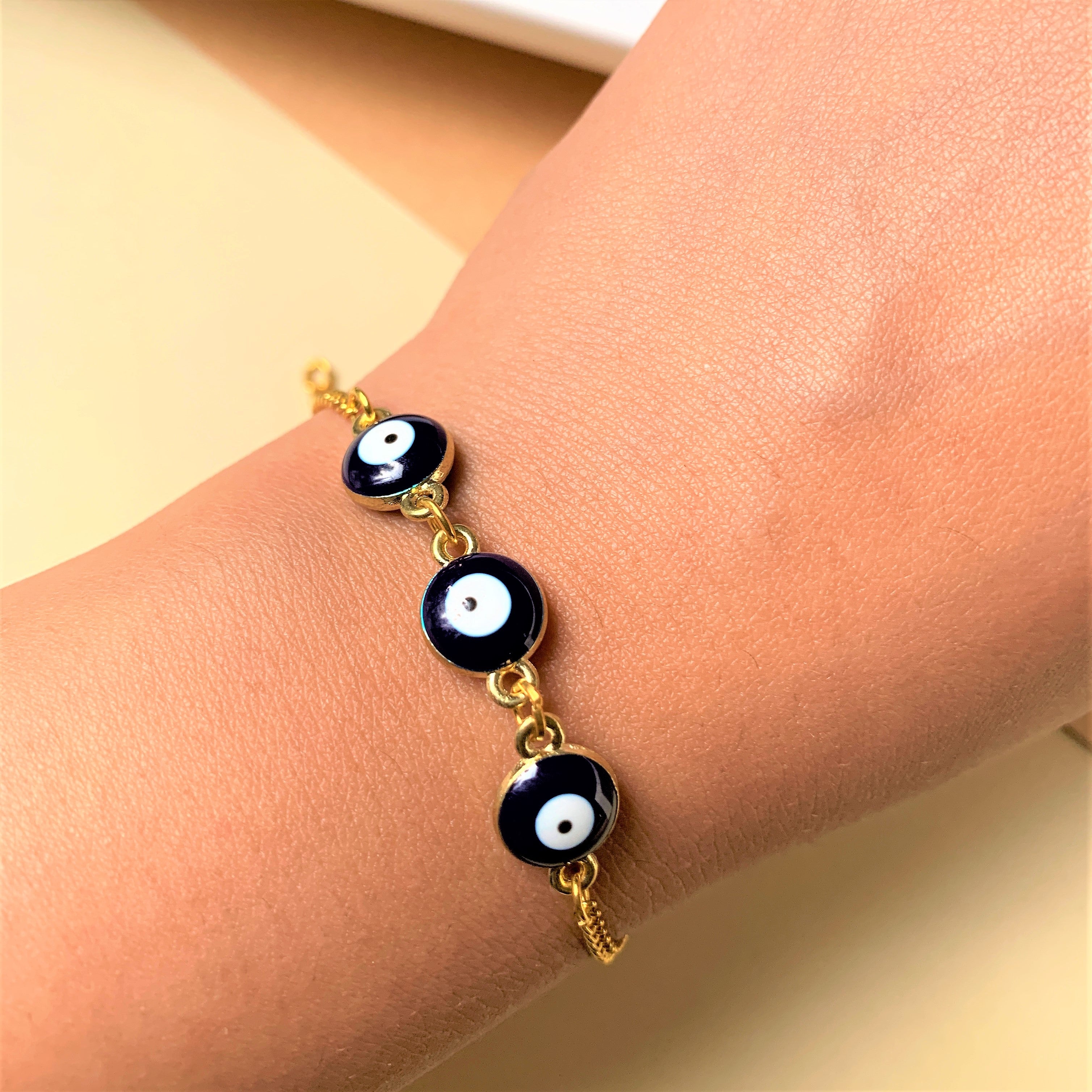 EVIL EYE HAND BRACELET