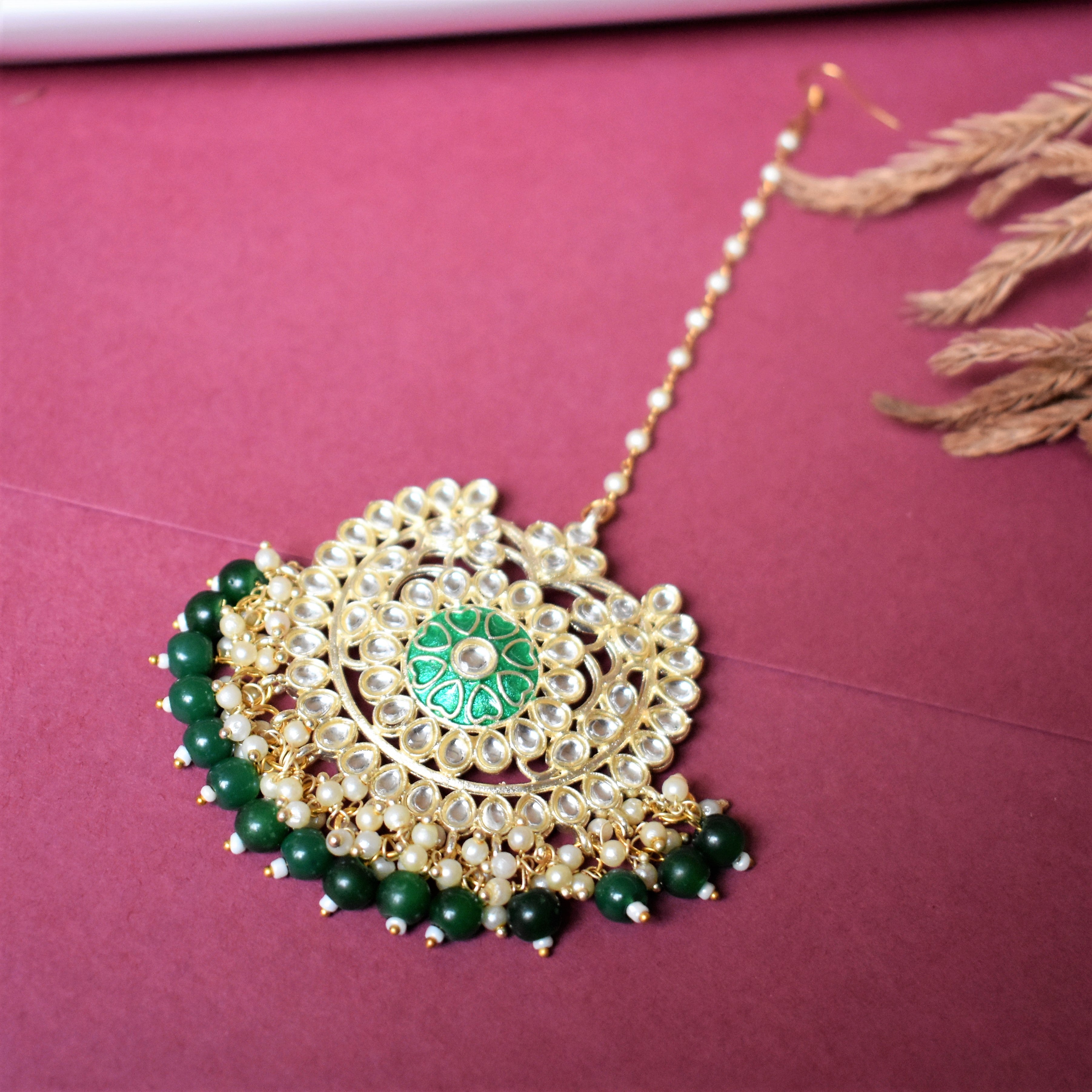 KUNDAN AND ENAMEL EARRING AND MANGTIKKA SET