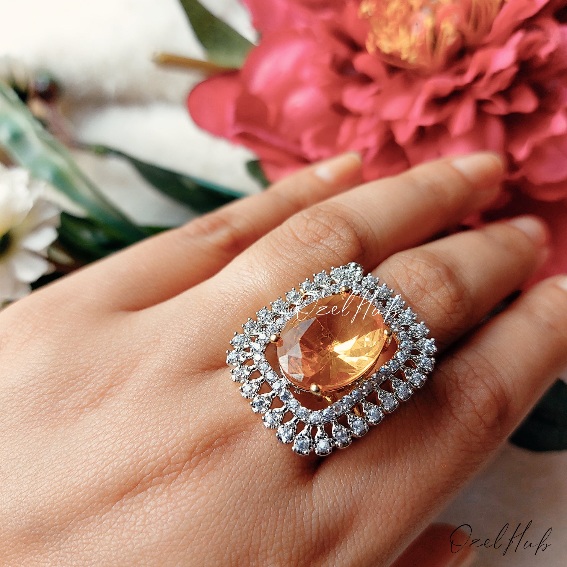 VICTORIA YELLOW SAPPHIRE RING