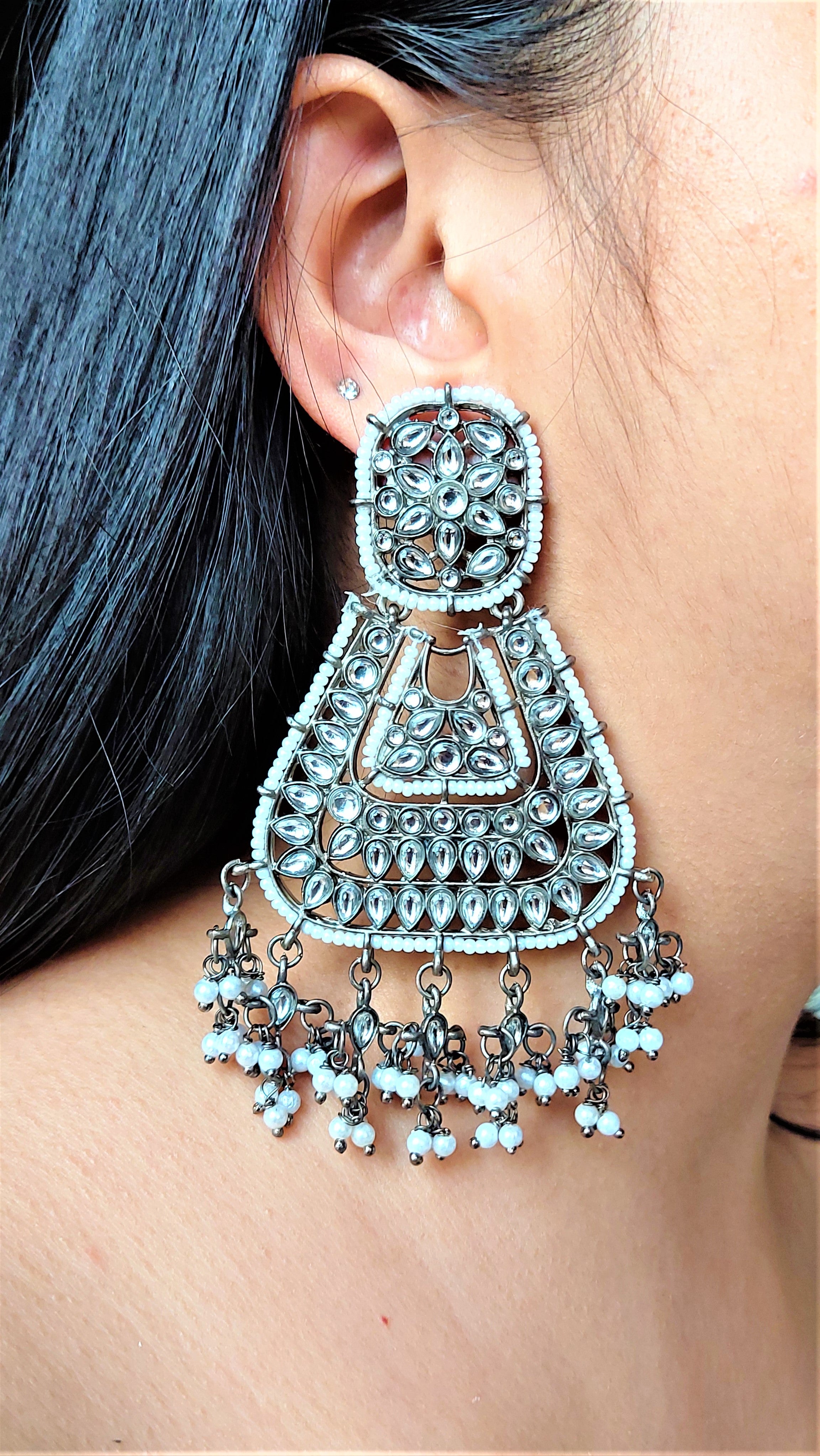 SAMISHA EARRING