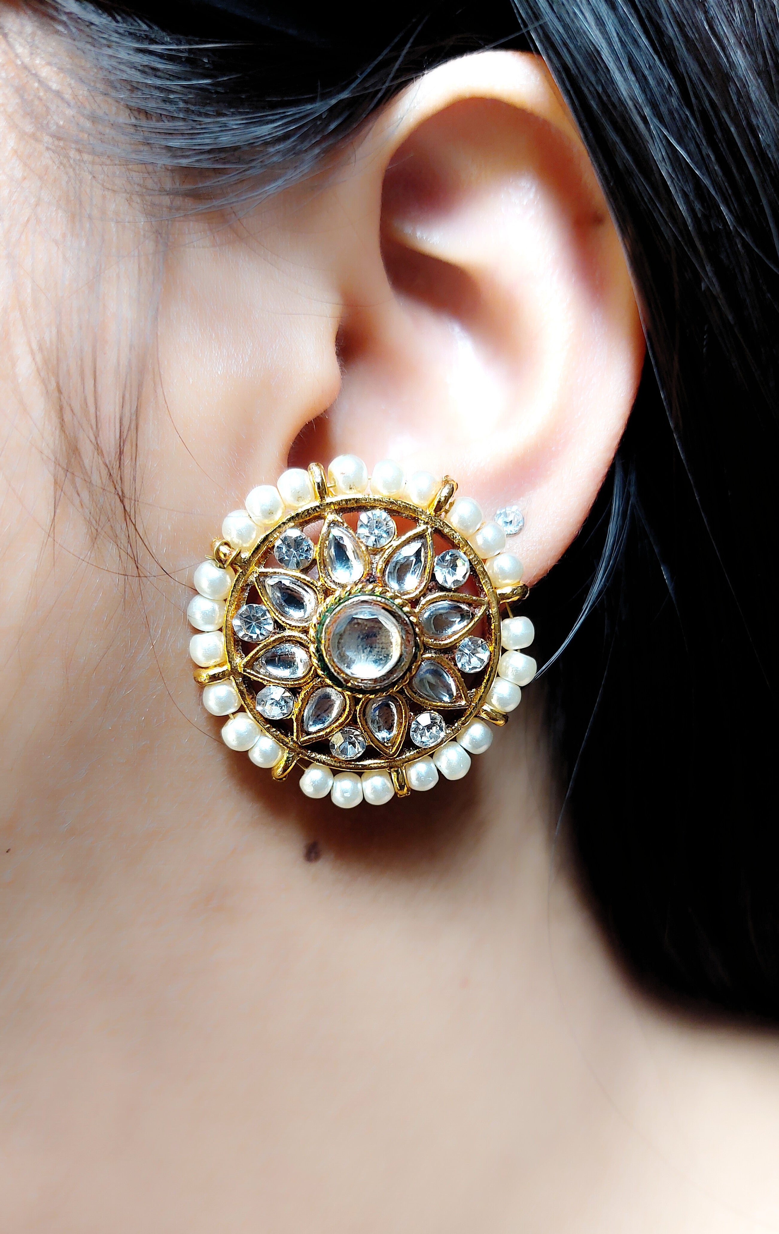 SATYA EAR STUDS