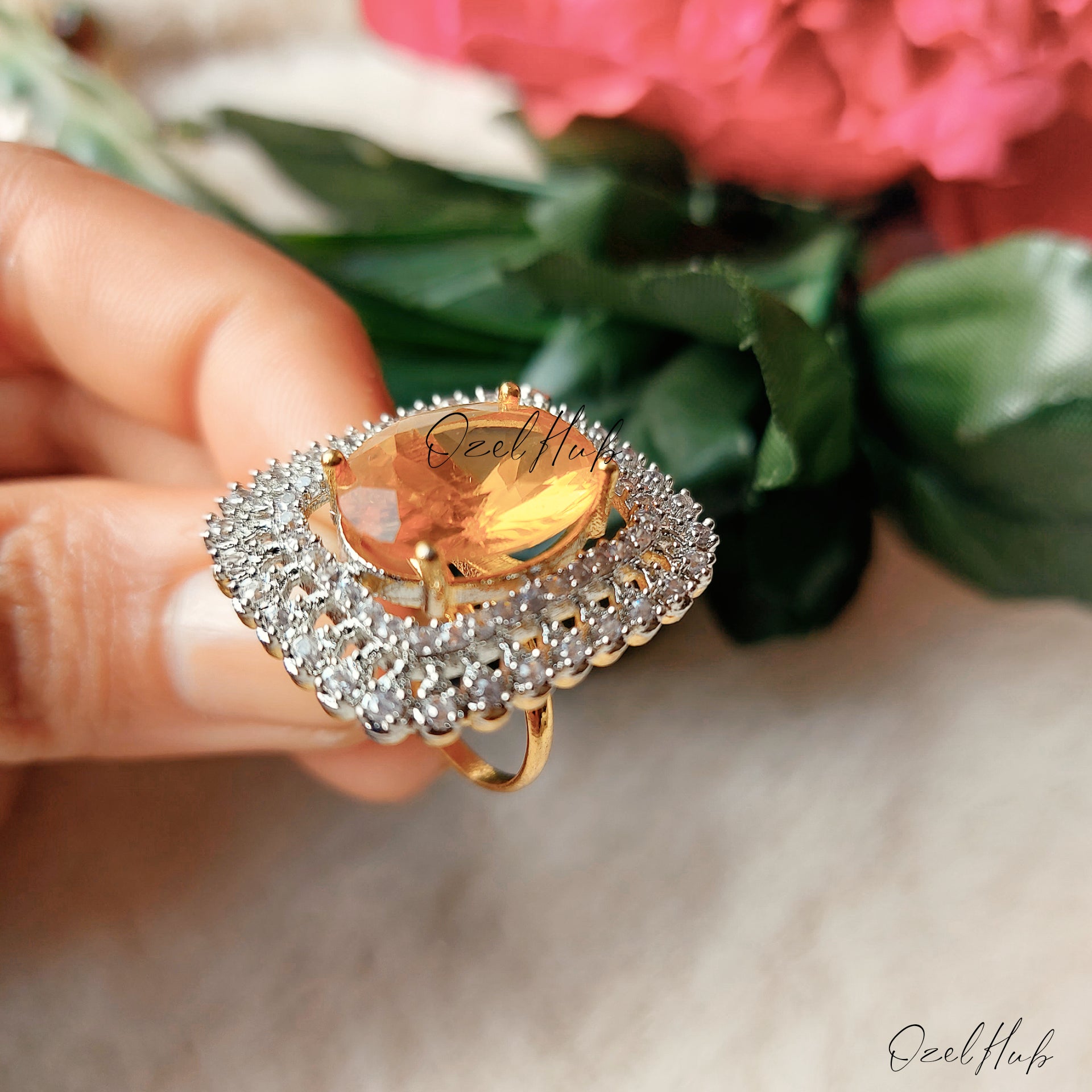 VICTORIA YELLOW SAPPHIRE RING