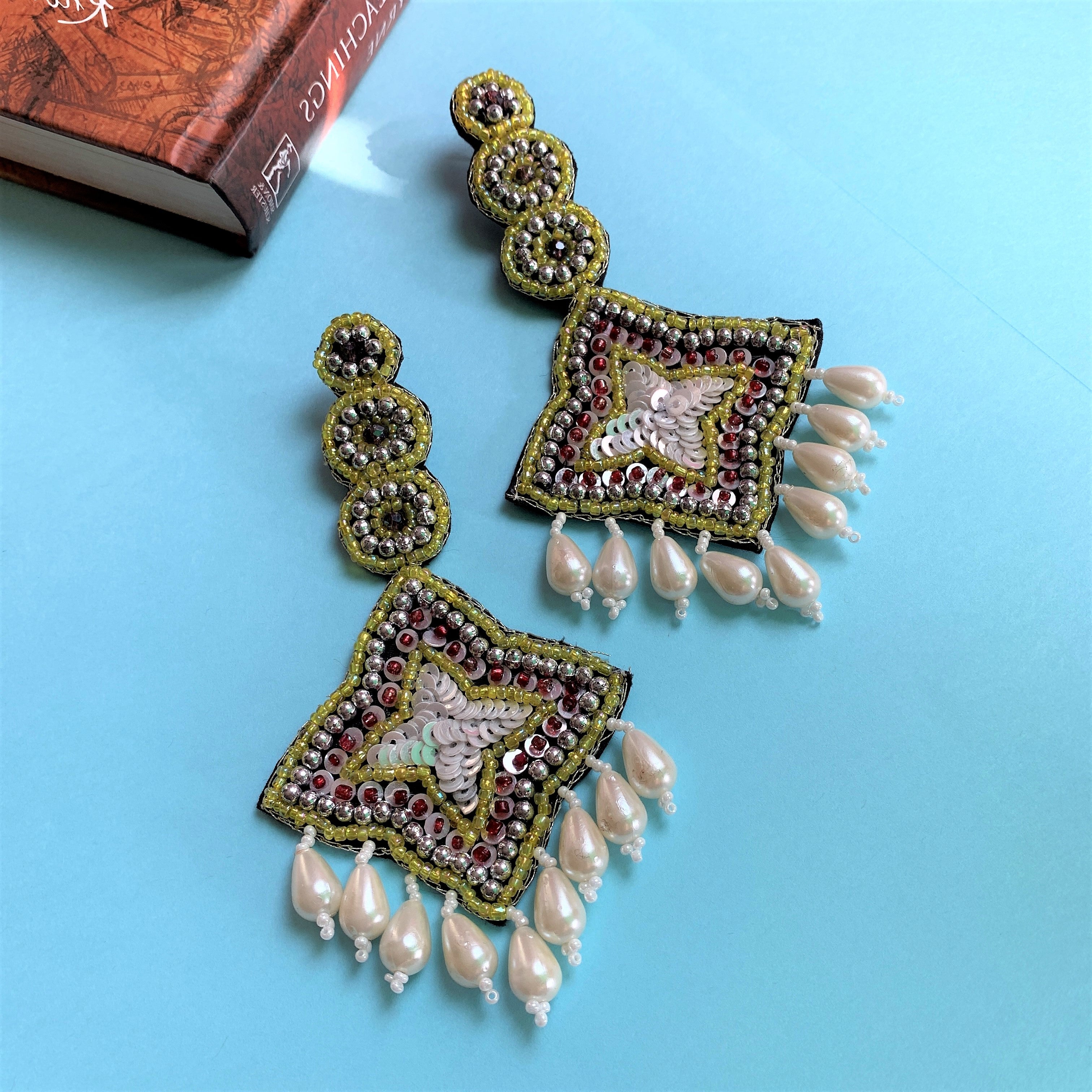 MULTI COLORED BEADS EARRING